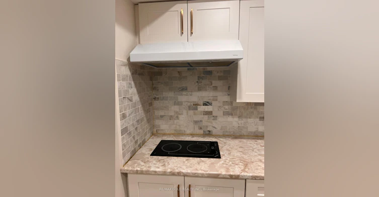 7269 Lantern Fly Hollow, Mississauga, ON, L5W 1K2 - 10