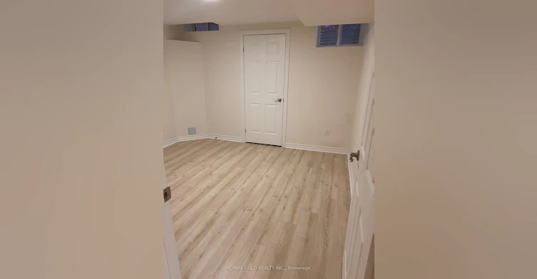 7269 Lantern Fly Hollow, Mississauga, ON, L5W 1K2 - 6