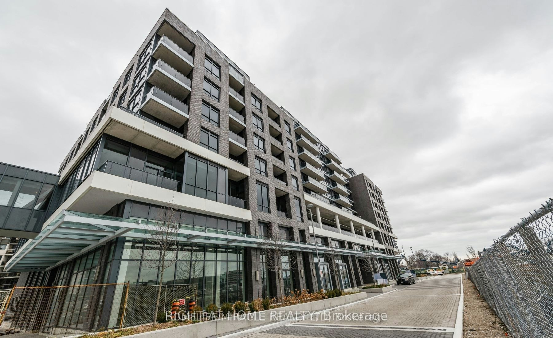 310-10 Gibbs Road, Toronto, ON, M9B 0E2