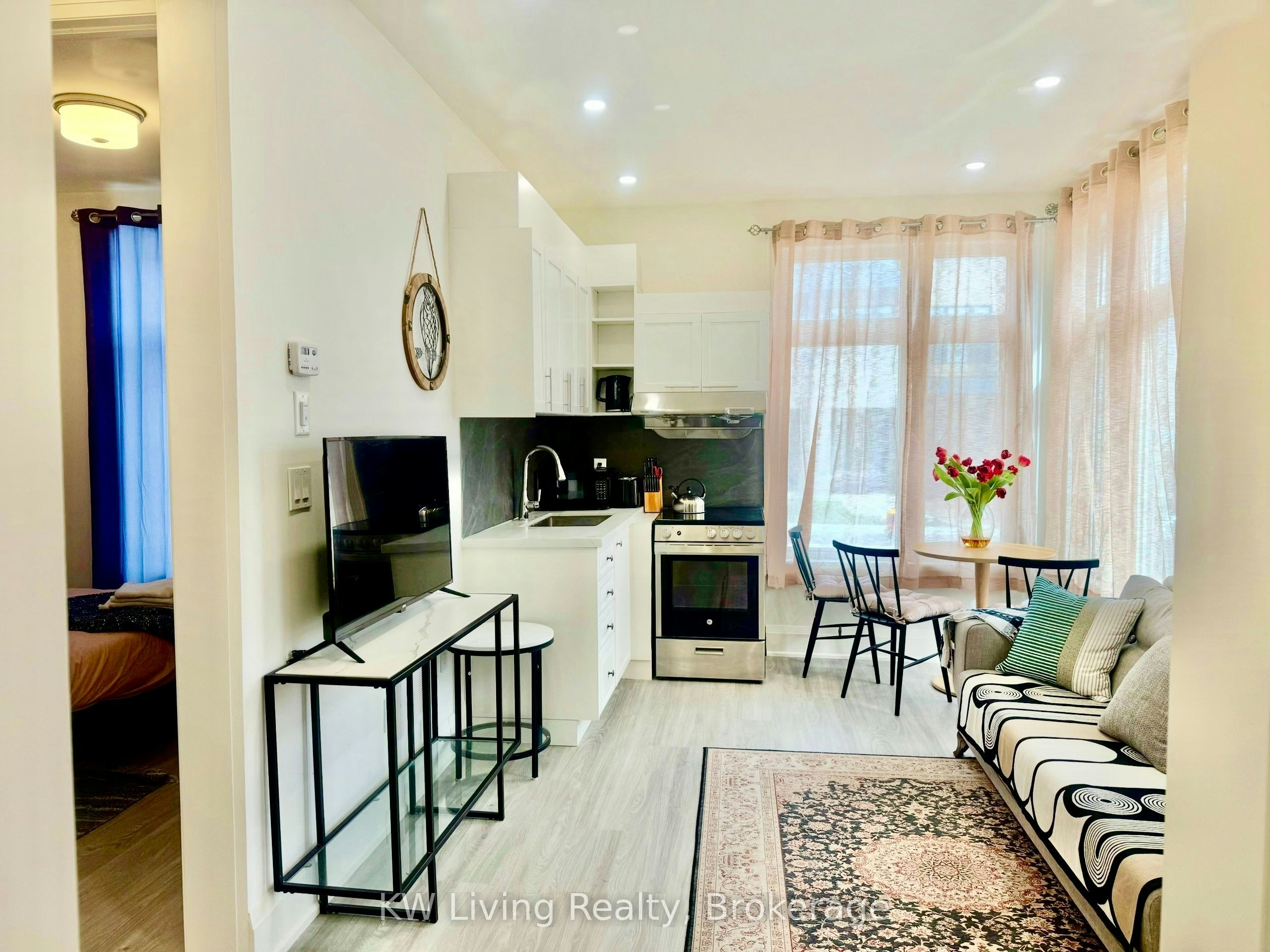 Ground Floor-3296 Taha Gardens, Oakville, ON, L6M 5S6 - 4