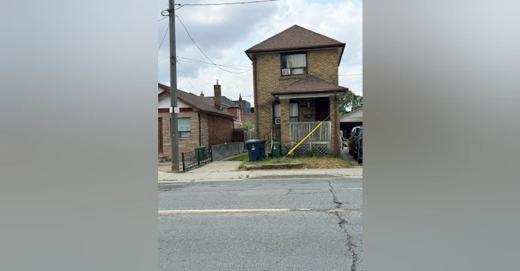666 Jane Street, Toronto, ON, M6N 4A7