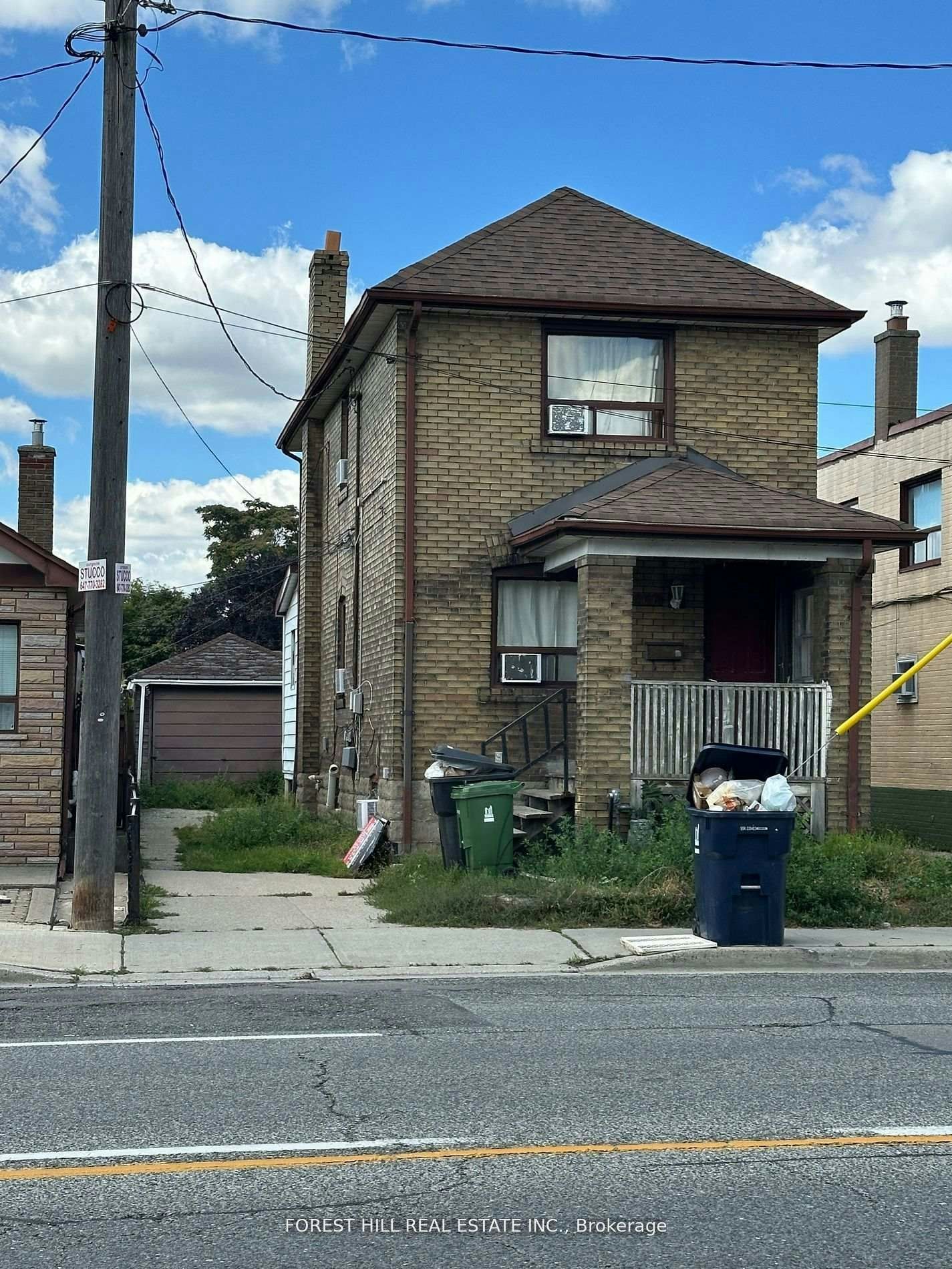 666 Jane Street, Toronto, ON, M6N 4A7 - 2