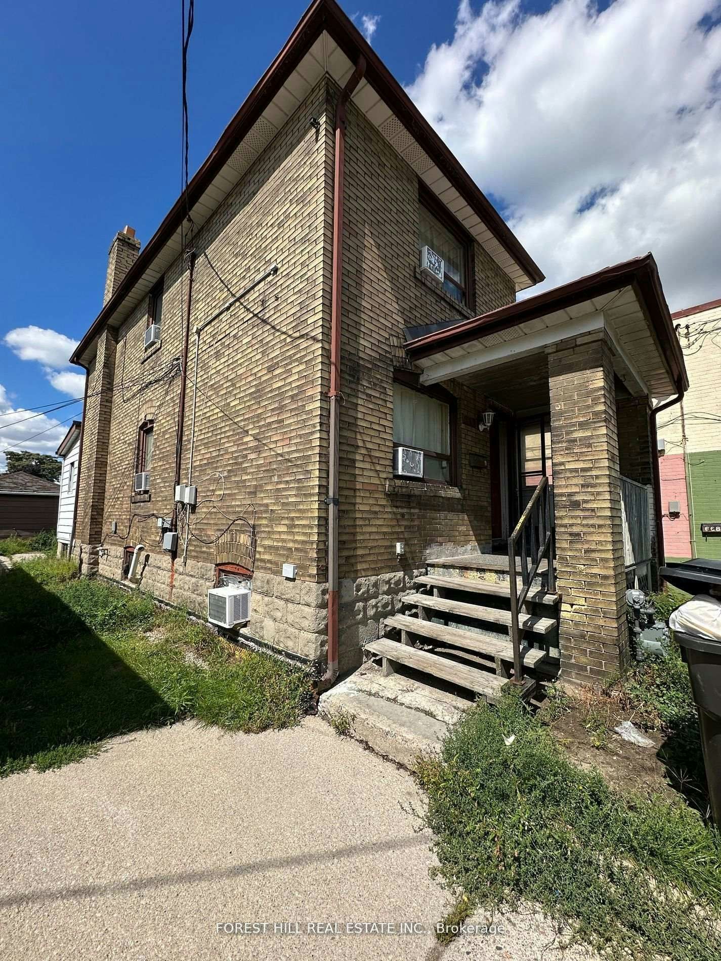 666 Jane Street, Toronto, ON, M6N 4A7 - 3