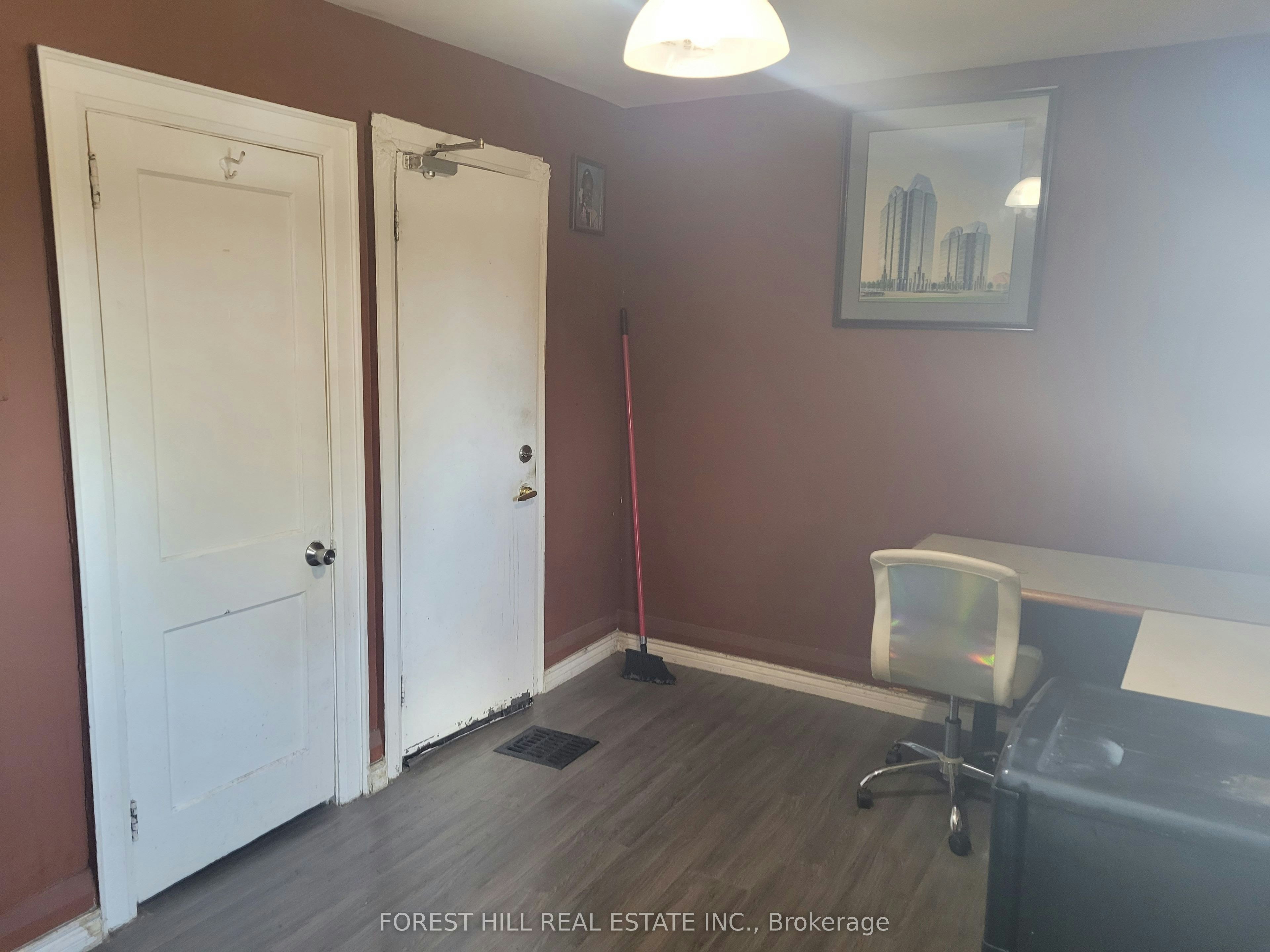 666 Jane Street, Toronto, ON, M6N 4A7 - 5