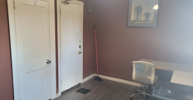 666 Jane Street, Toronto, ON, M6N 4A7 - 5