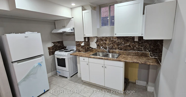 Bsmt-3662 Golden Locust Drive, Mississauga, ON, L5N 8N7 - 6