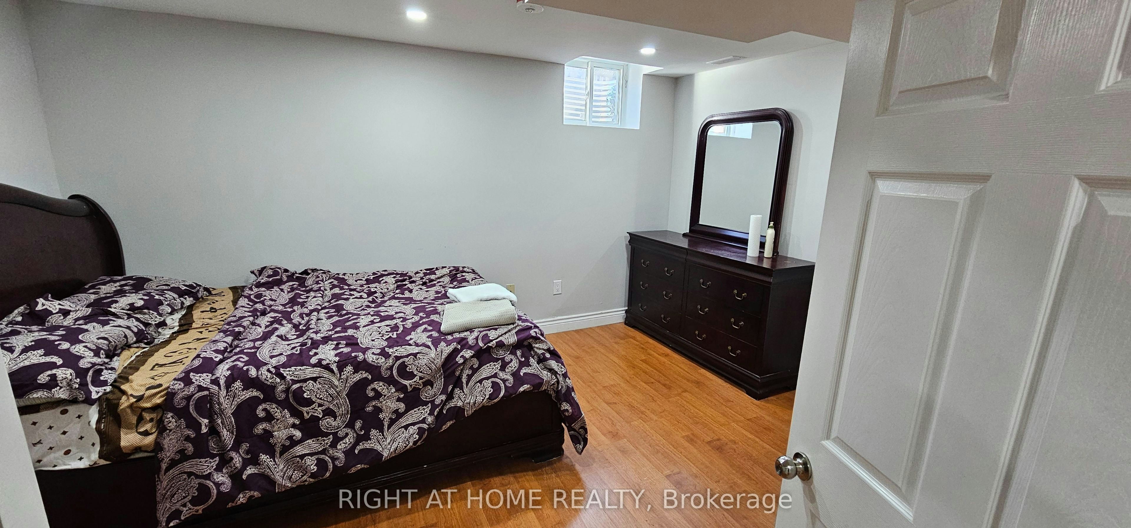 Bsmt-3662 Golden Locust Drive, Mississauga, ON, L5N 8N7 - 8