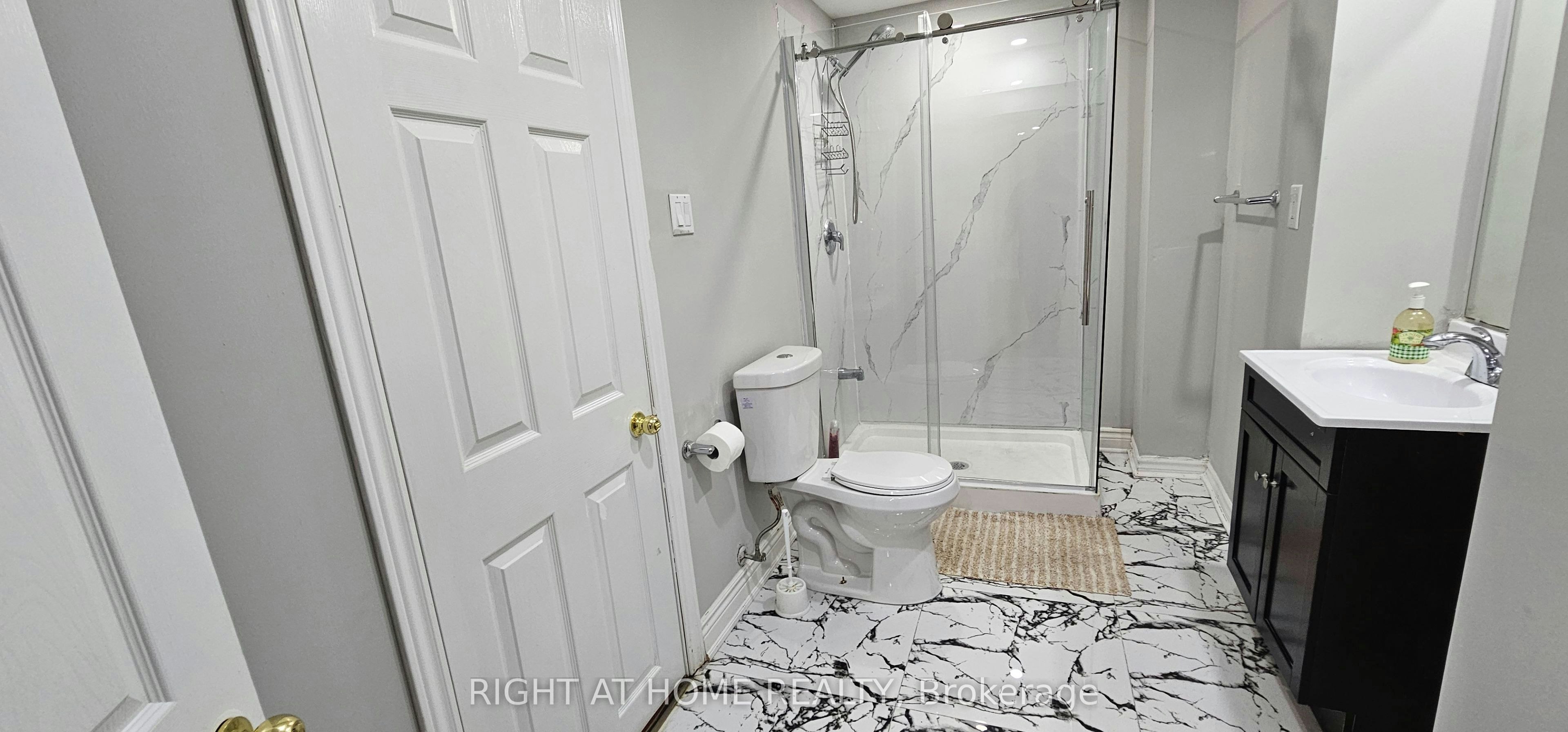 Bsmt-3662 Golden Locust Drive, Mississauga, ON, L5N 8N7 - 12