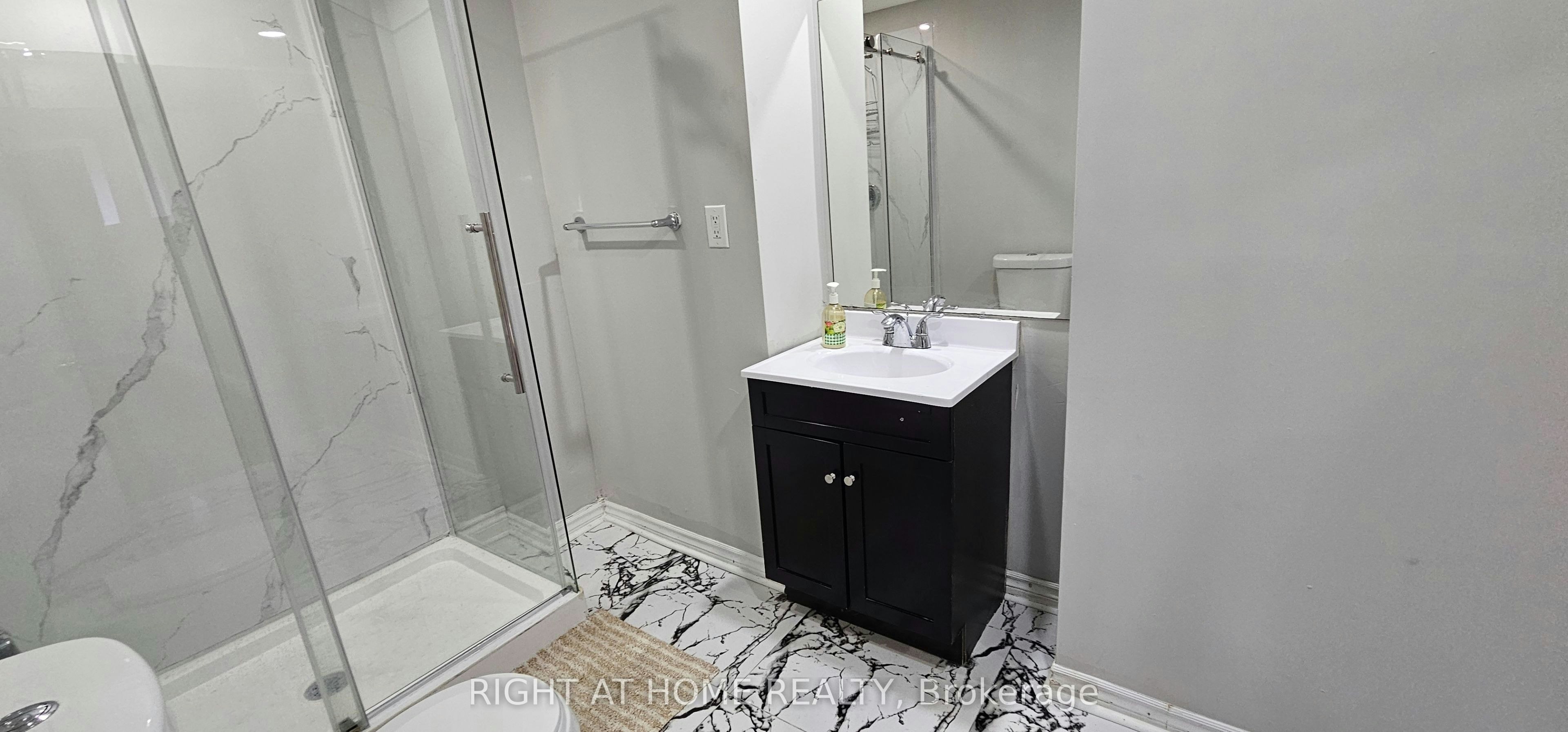 Bsmt-3662 Golden Locust Drive, Mississauga, ON, L5N 8N7 - 11