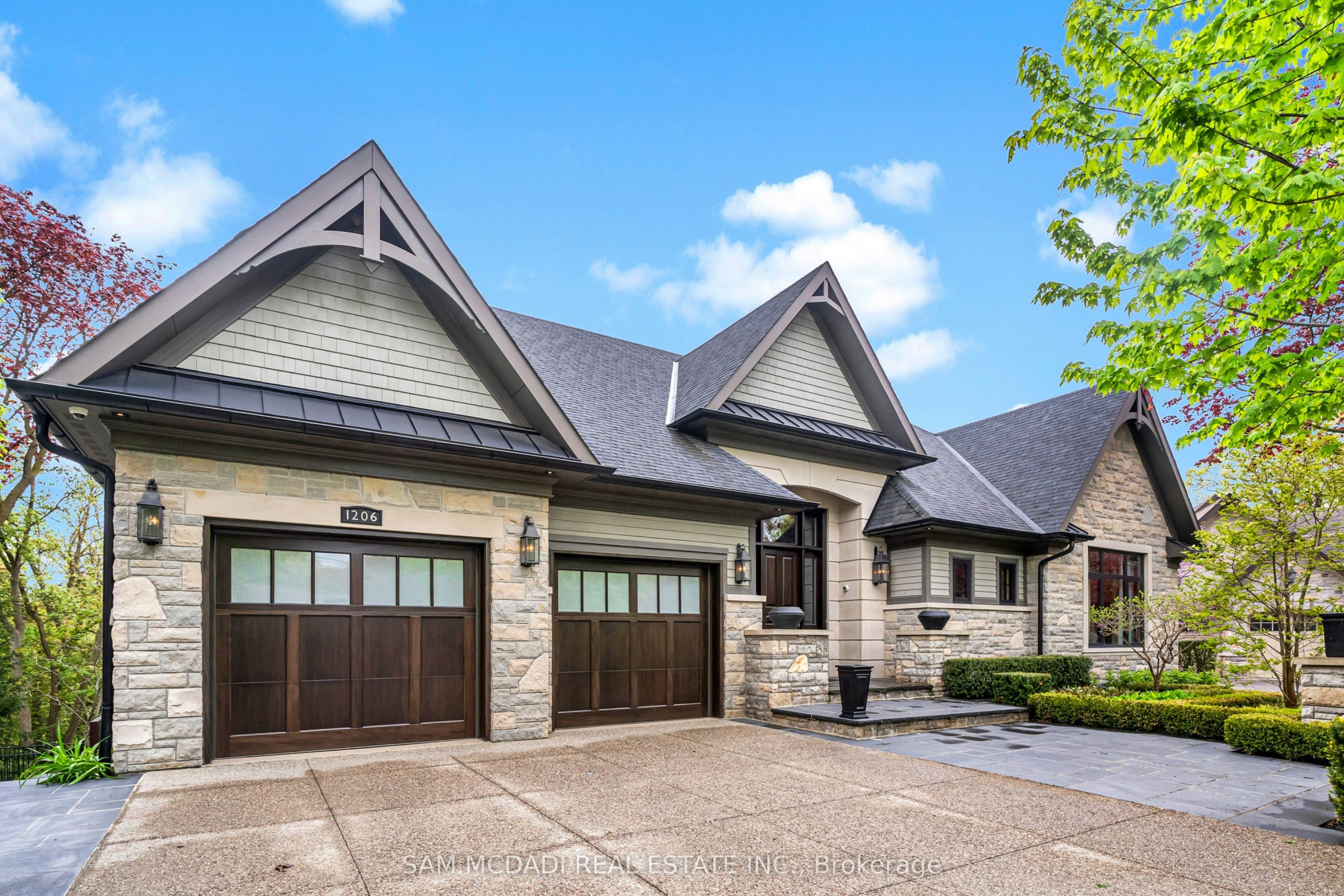 1206 Wildfield Crescent, Mississauga, ON, L5H 3C2