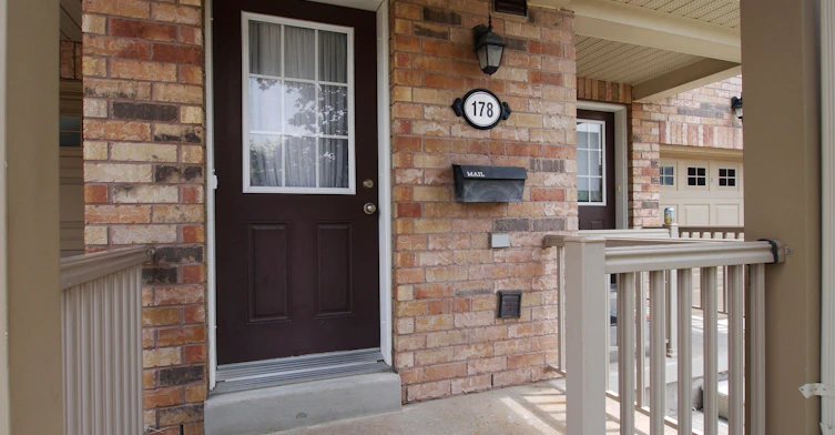 178-5255 Palmetto Place, Mississauga, ON, L5M 0H2 - 2