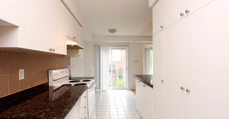 178-5255 Palmetto Place, Mississauga, ON, L5M 0H2 - 5