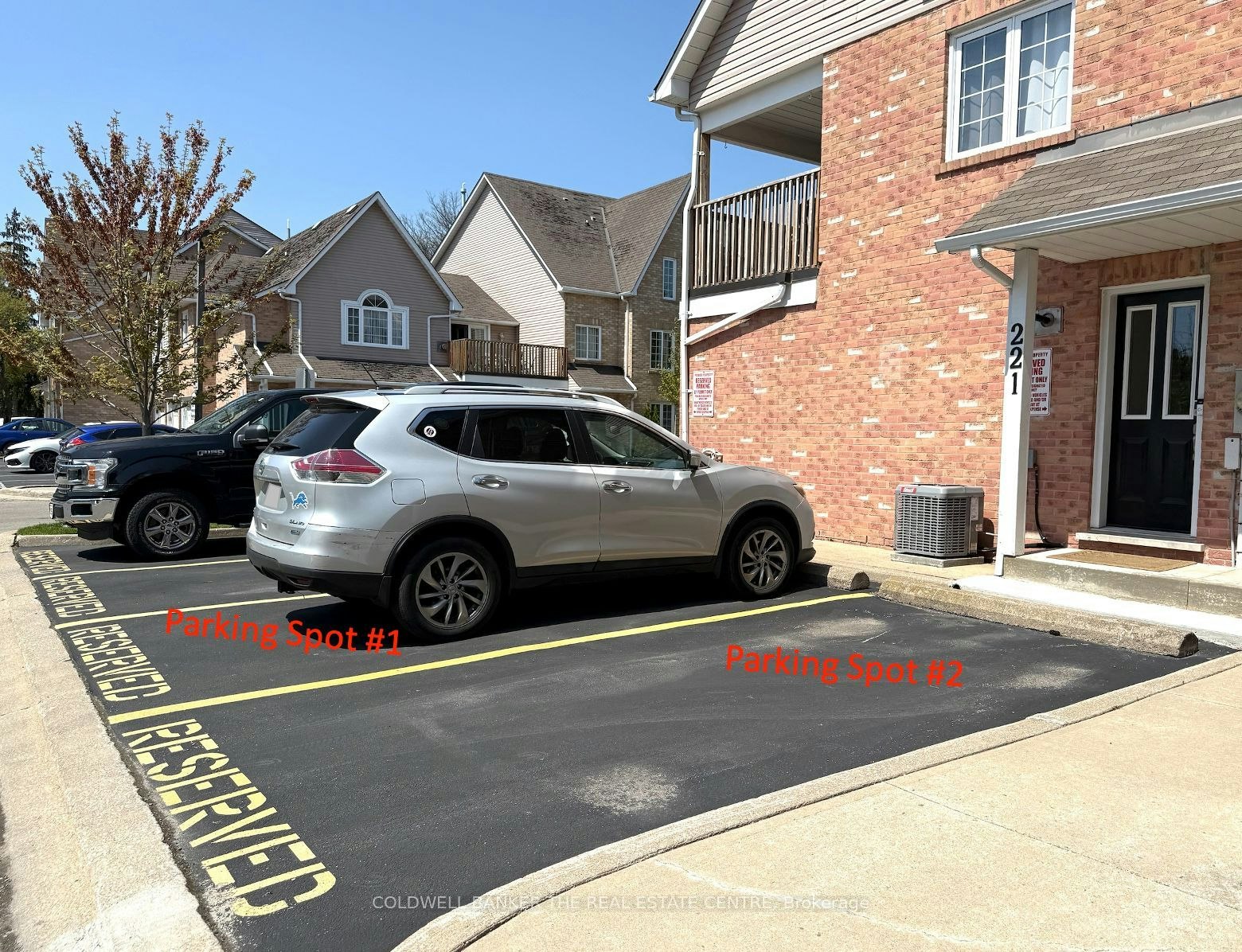107-2055 Walkers Line, Burlington, ON, L7M 4B5 - 4