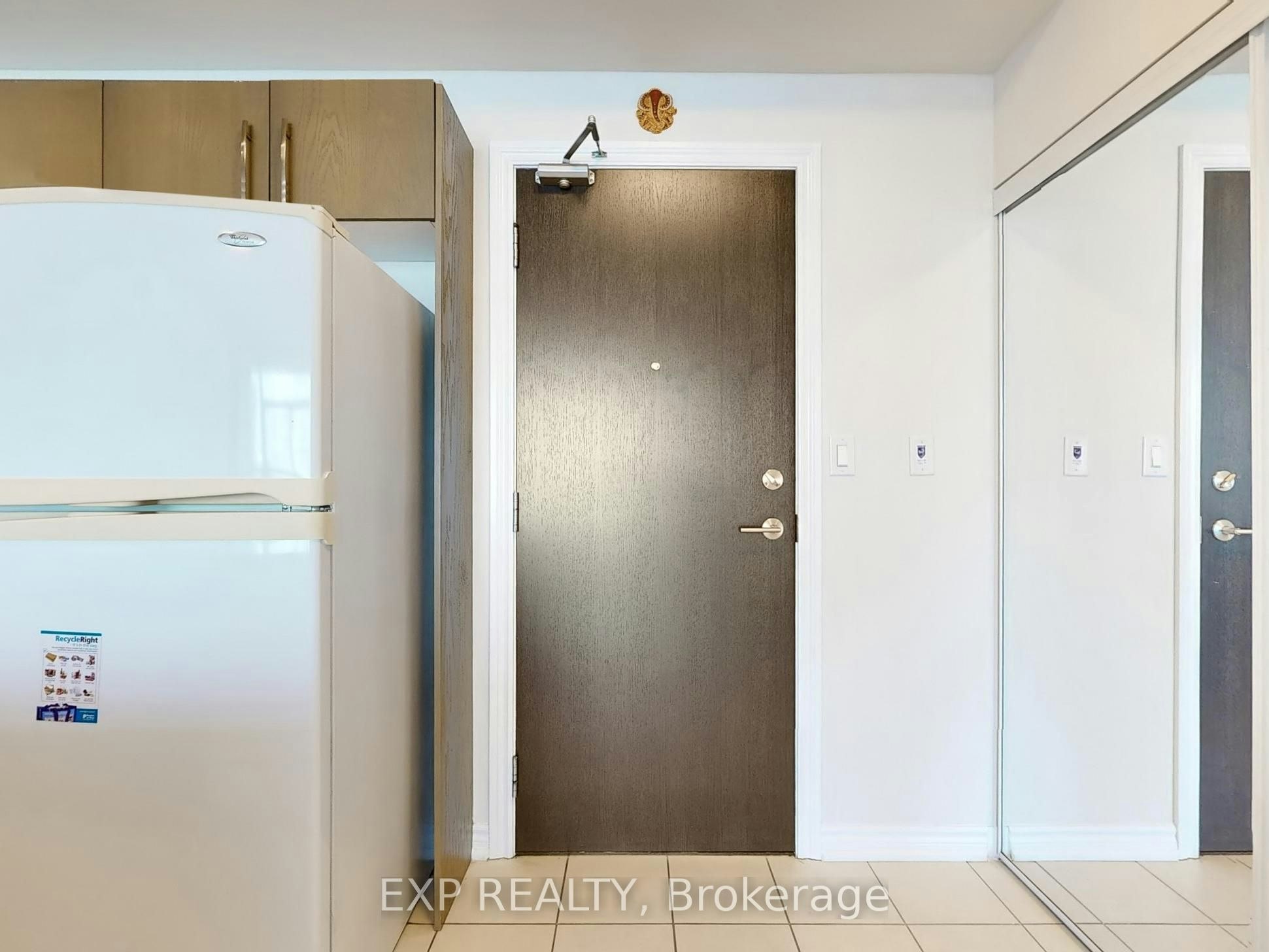 2509-3504 Hurontario Street, Mississauga, ON, L5B 1P2 - 5