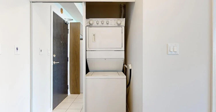 2509-3504 Hurontario Street, Mississauga, ON, L5B 1P2 - 19