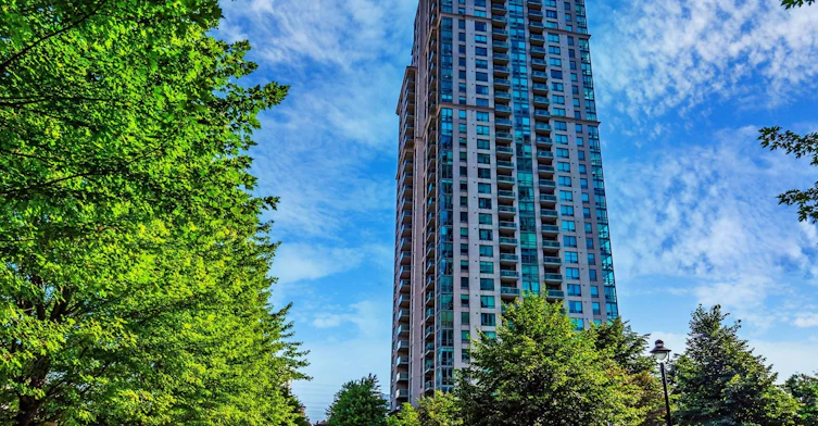 2509-3504 Hurontario Street, Mississauga, ON, L5B 1P2