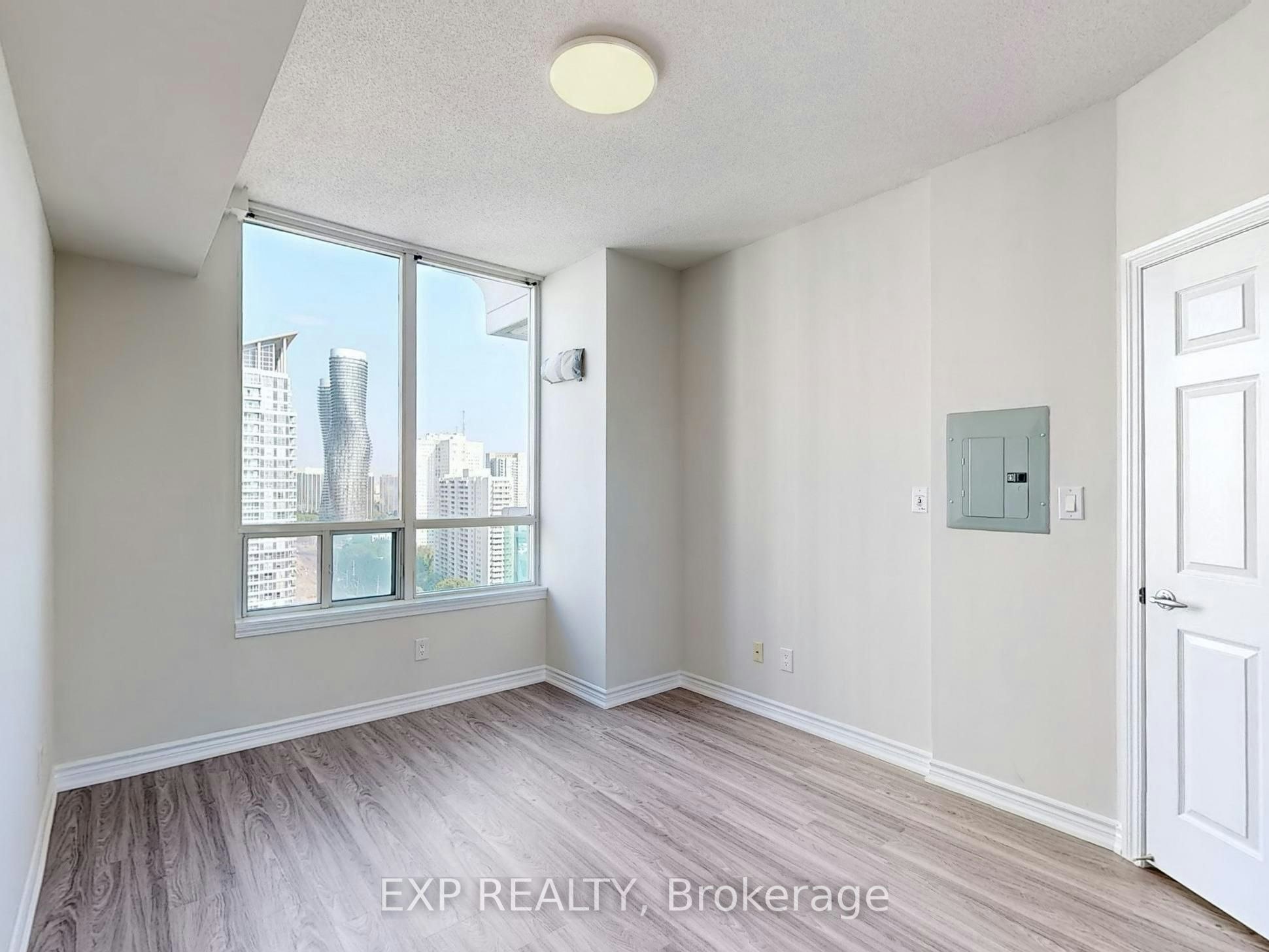 2509-3504 Hurontario Street, Mississauga, ON, L5B 1P2 - 14