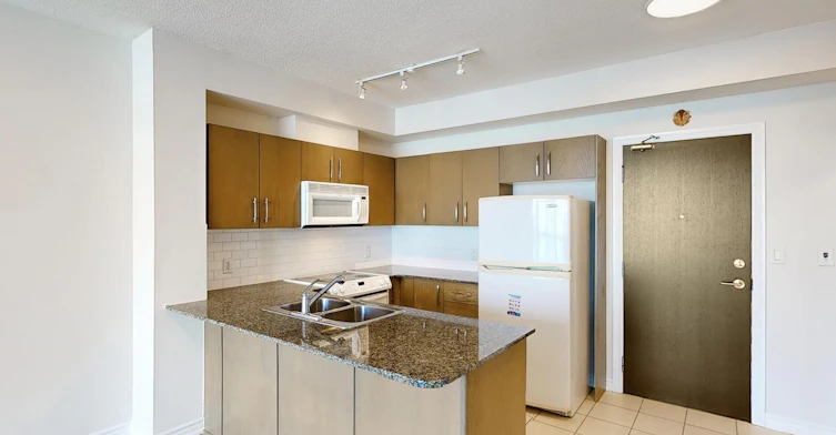 2509-3504 Hurontario Street, Mississauga, ON, L5B 1P2 - 9
