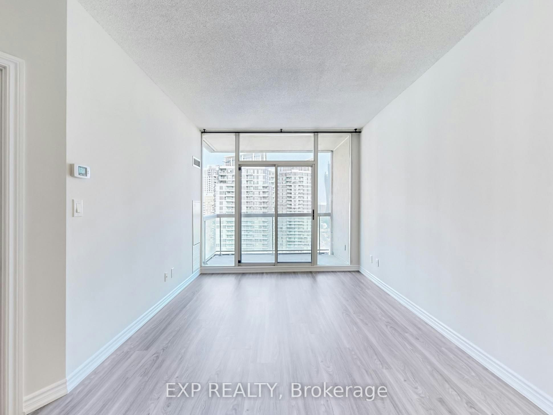 2509-3504 Hurontario Street, Mississauga, ON, L5B 1P2 - 11