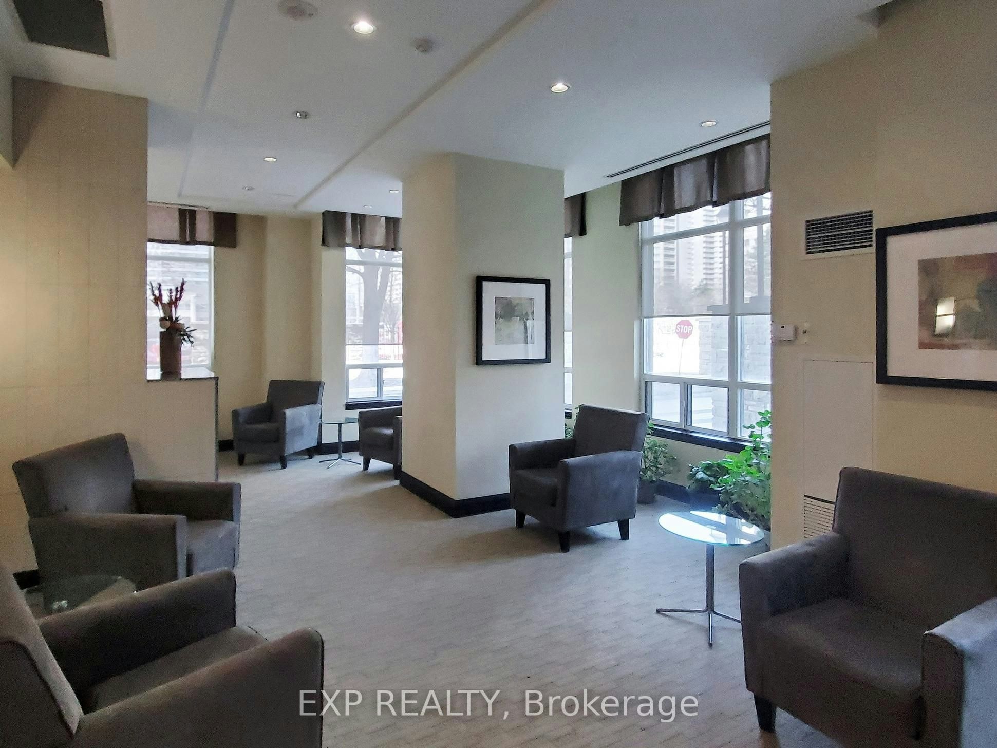 2509-3504 Hurontario Street, Mississauga, ON, L5B 1P2 - 22