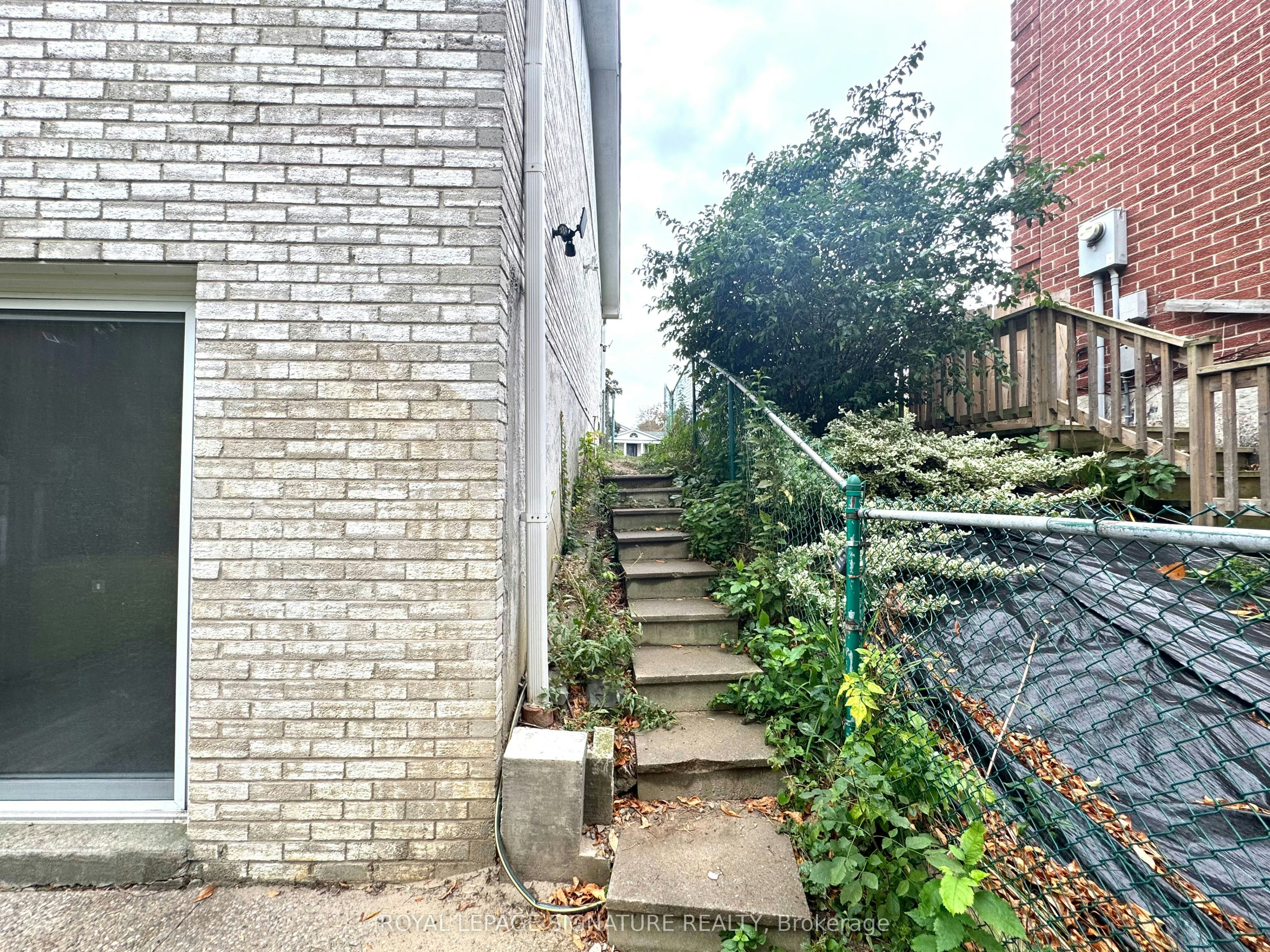 Bsmt-1737 Branchwood Park, Mississauga, ON, L4W 2E5 - 29
