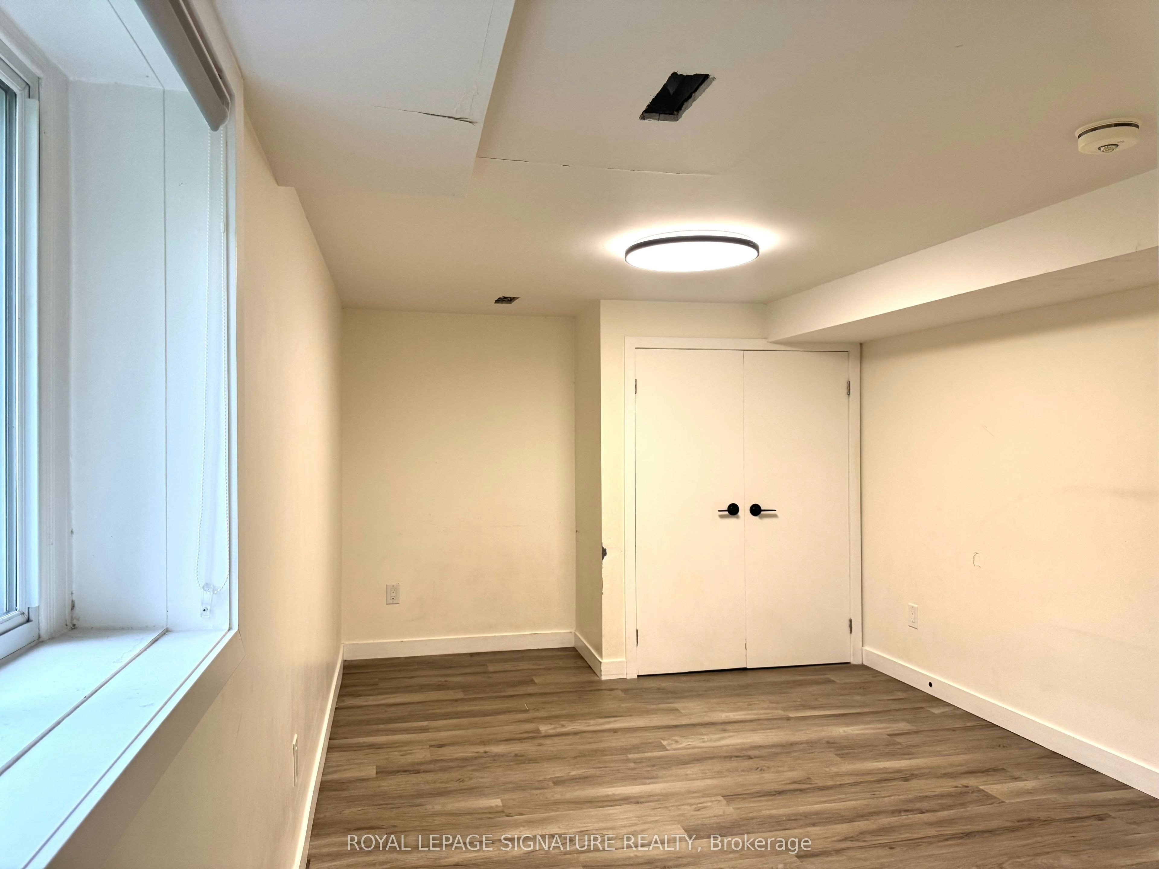 Bsmt-1737 Branchwood Park, Mississauga, ON, L4W 2E5 - 2