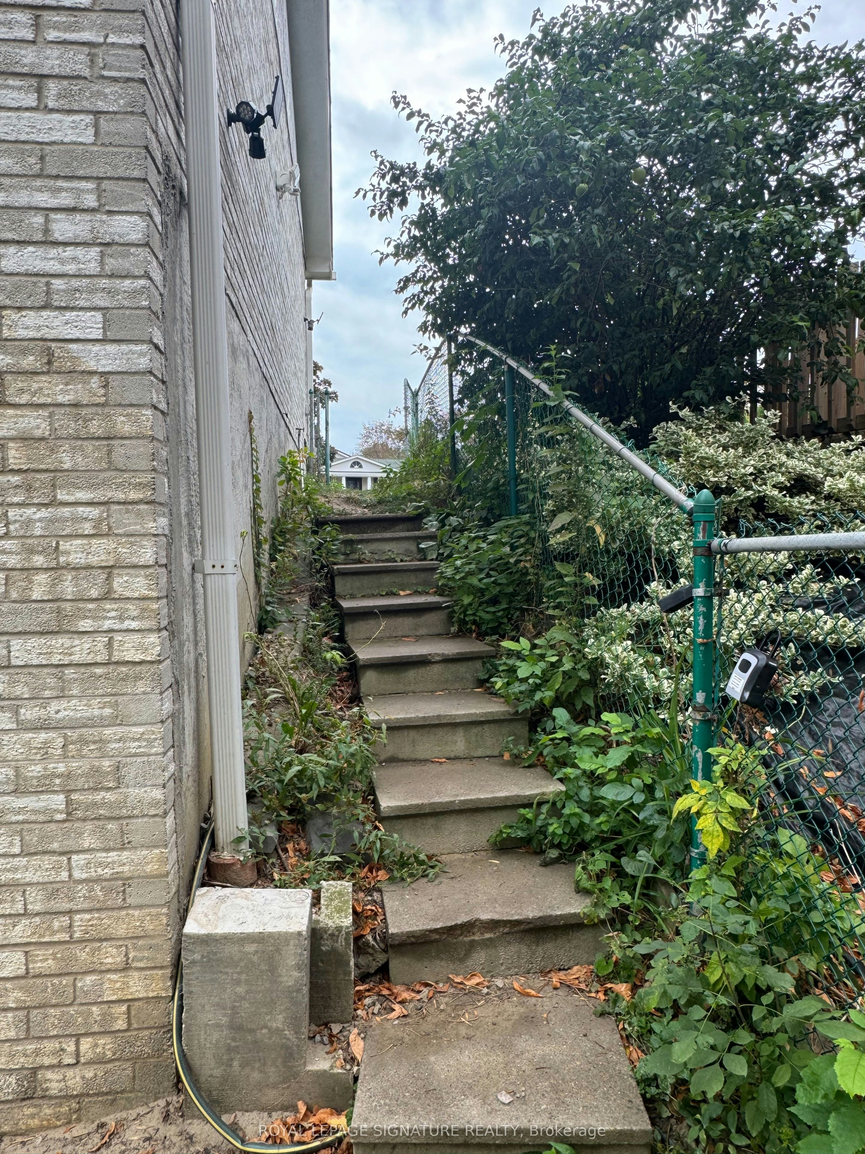 Bsmt-1737 Branchwood Park, Mississauga, ON, L4W 2E5 - 34