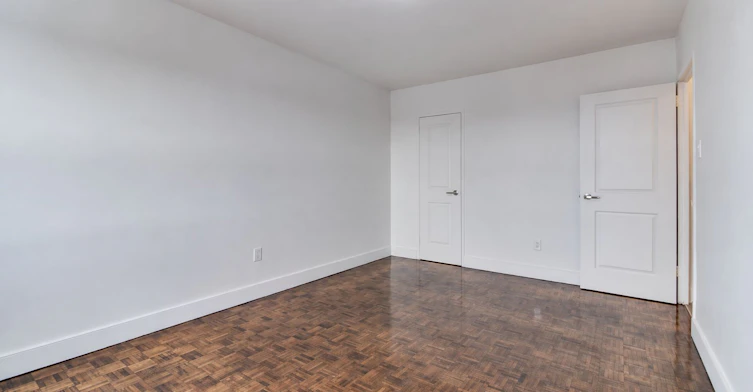 510-10 Garfella Drive, Toronto, ON, M9V 2E9 - 10
