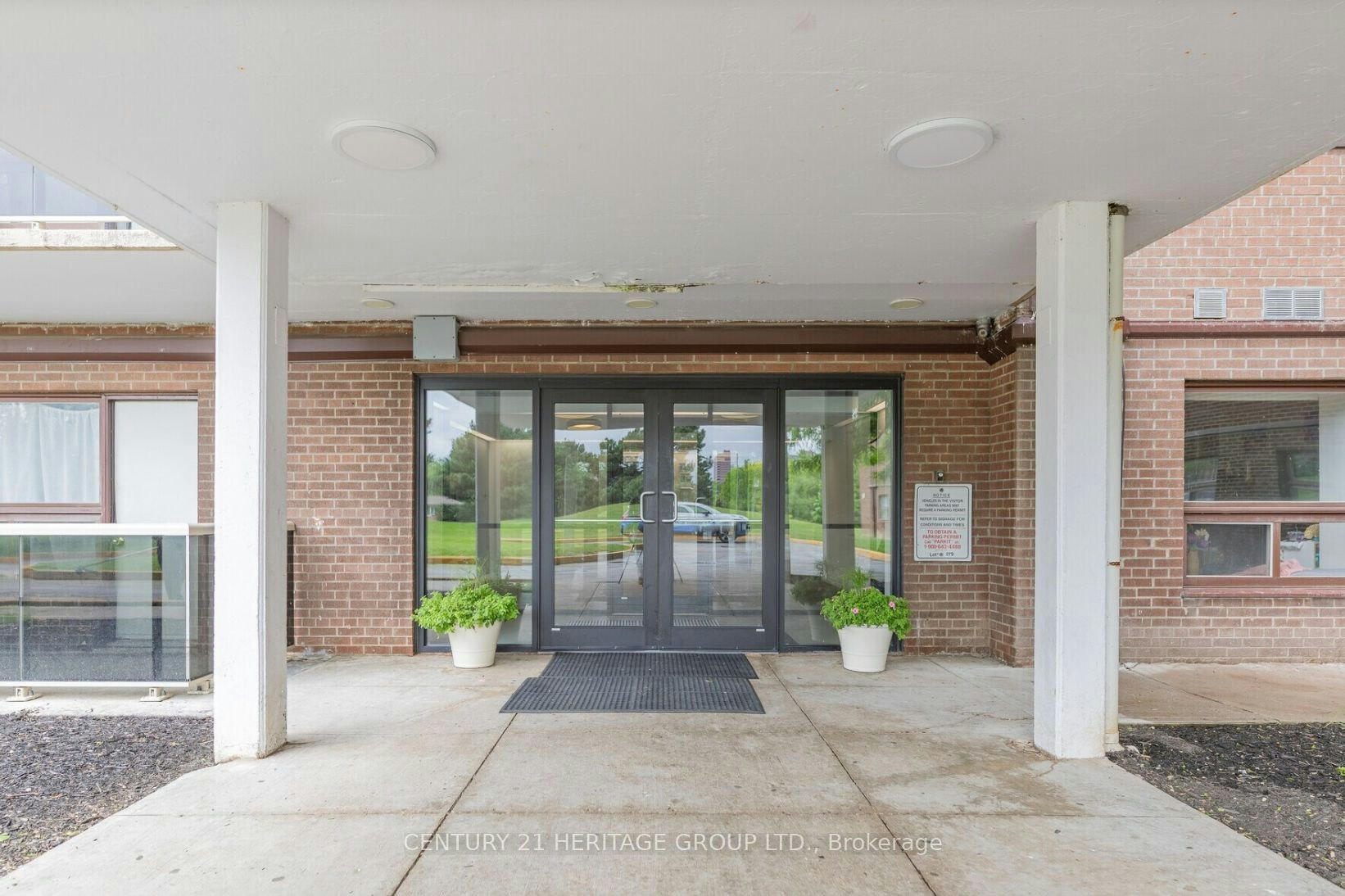 510-10 Garfella Drive, Toronto, ON, M9V 2E9 - 15