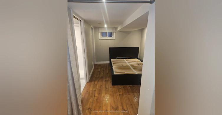 Basement-2 Golden Avenue, Toronto, ON, M6R 2J4 - 4
