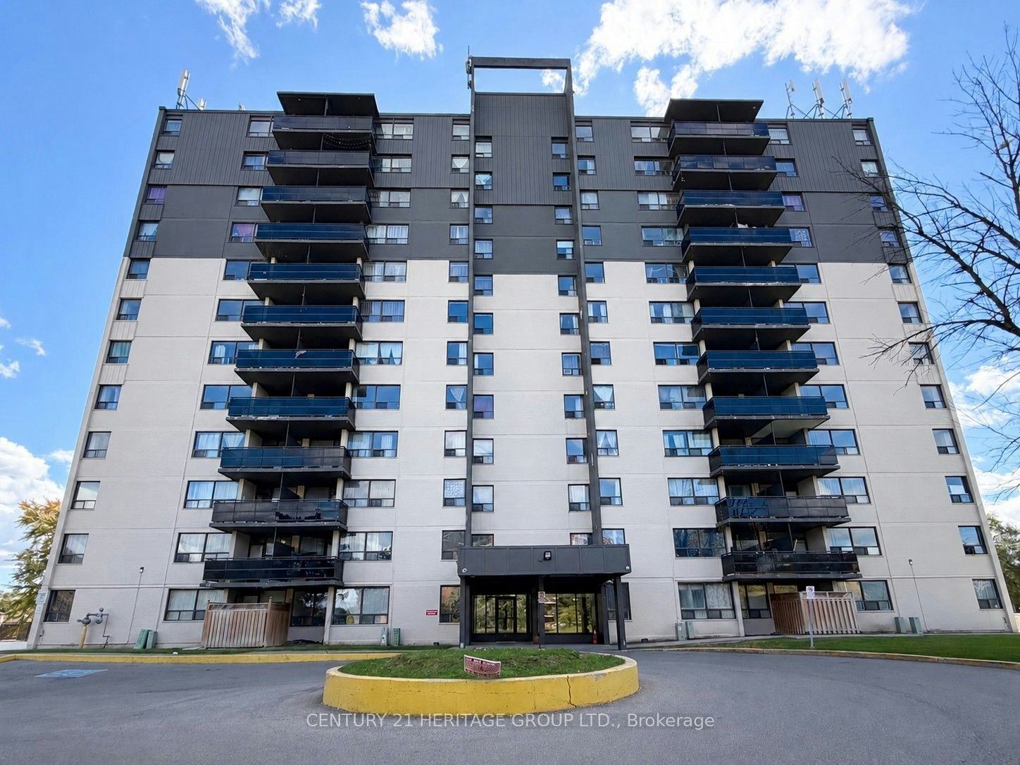 702-41 Garfella Drive, Toronto, ON, M9V 2G3 - 11