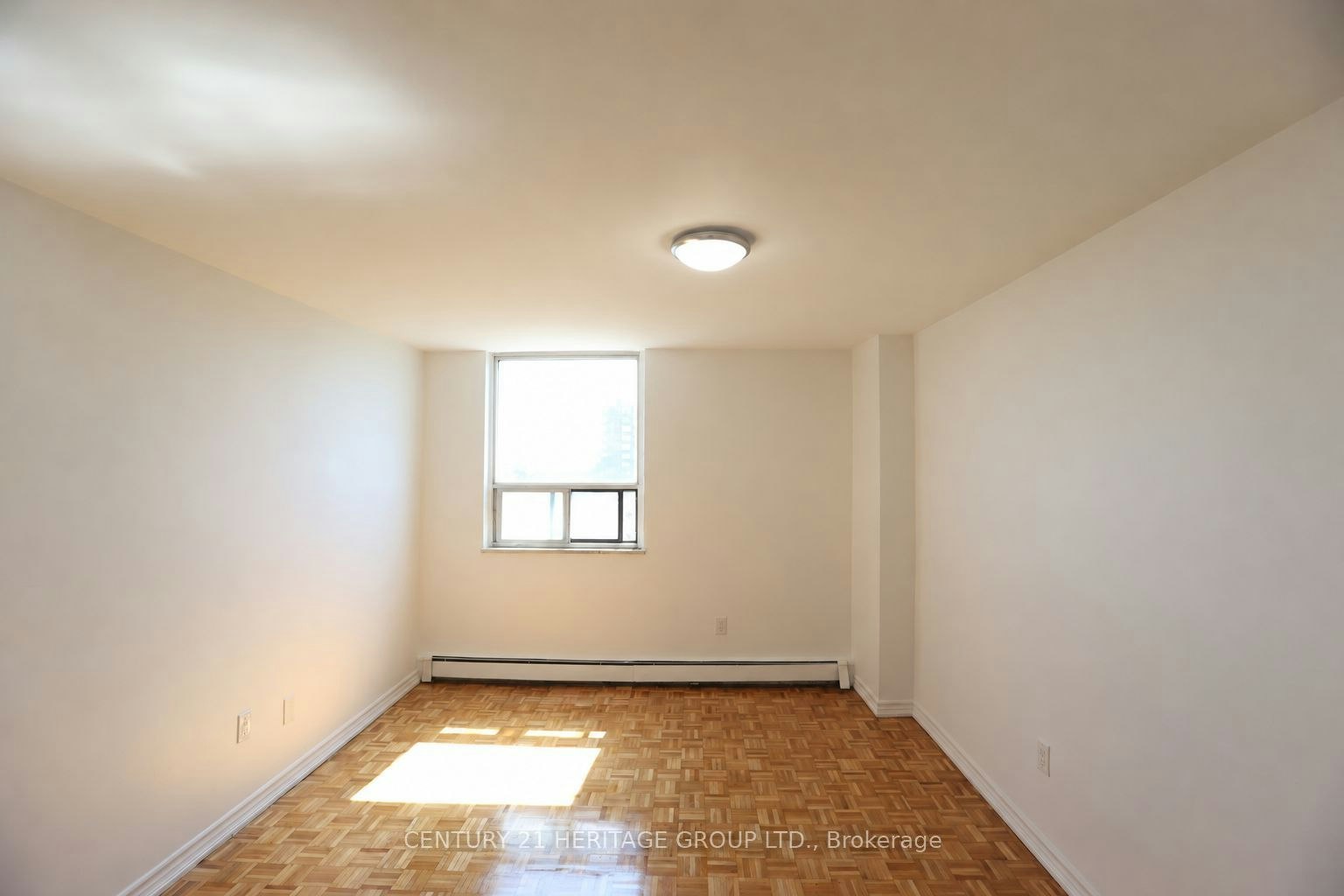 702-41 Garfella Drive, Toronto, ON, M9V 2G3 - 7