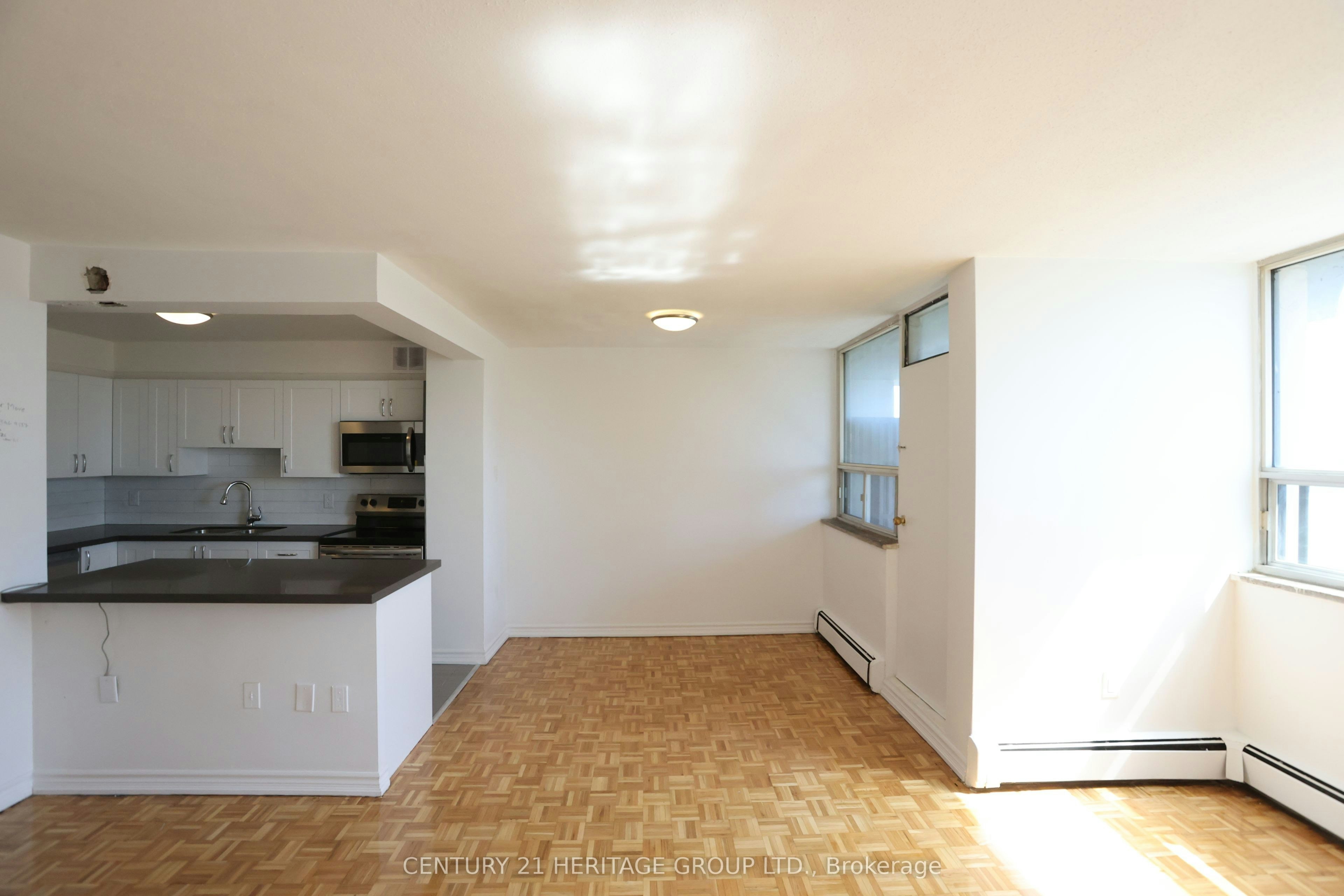 702-41 Garfella Drive, Toronto, ON, M9V 2G3 - 3