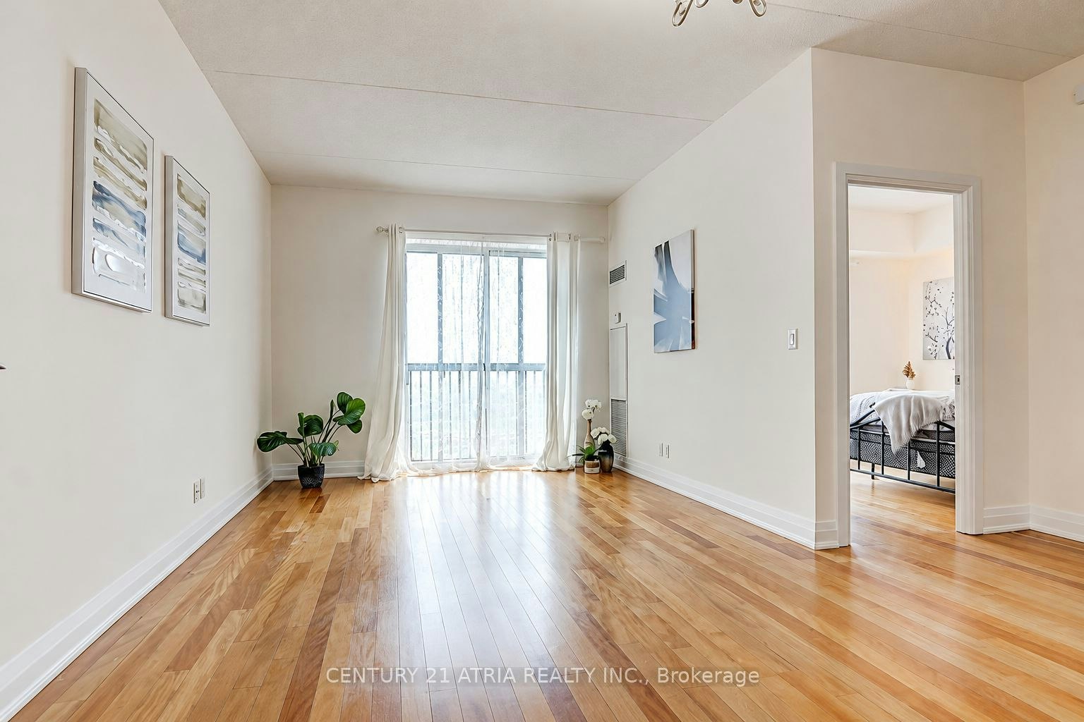 911-2737 Keele Street, Toronto, ON, M3M 2E9 - 4