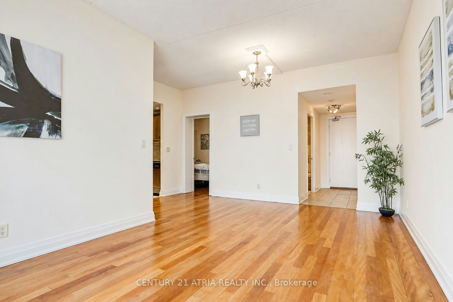 911-2737 Keele Street, Toronto, ON, M3M 2E9 - 11