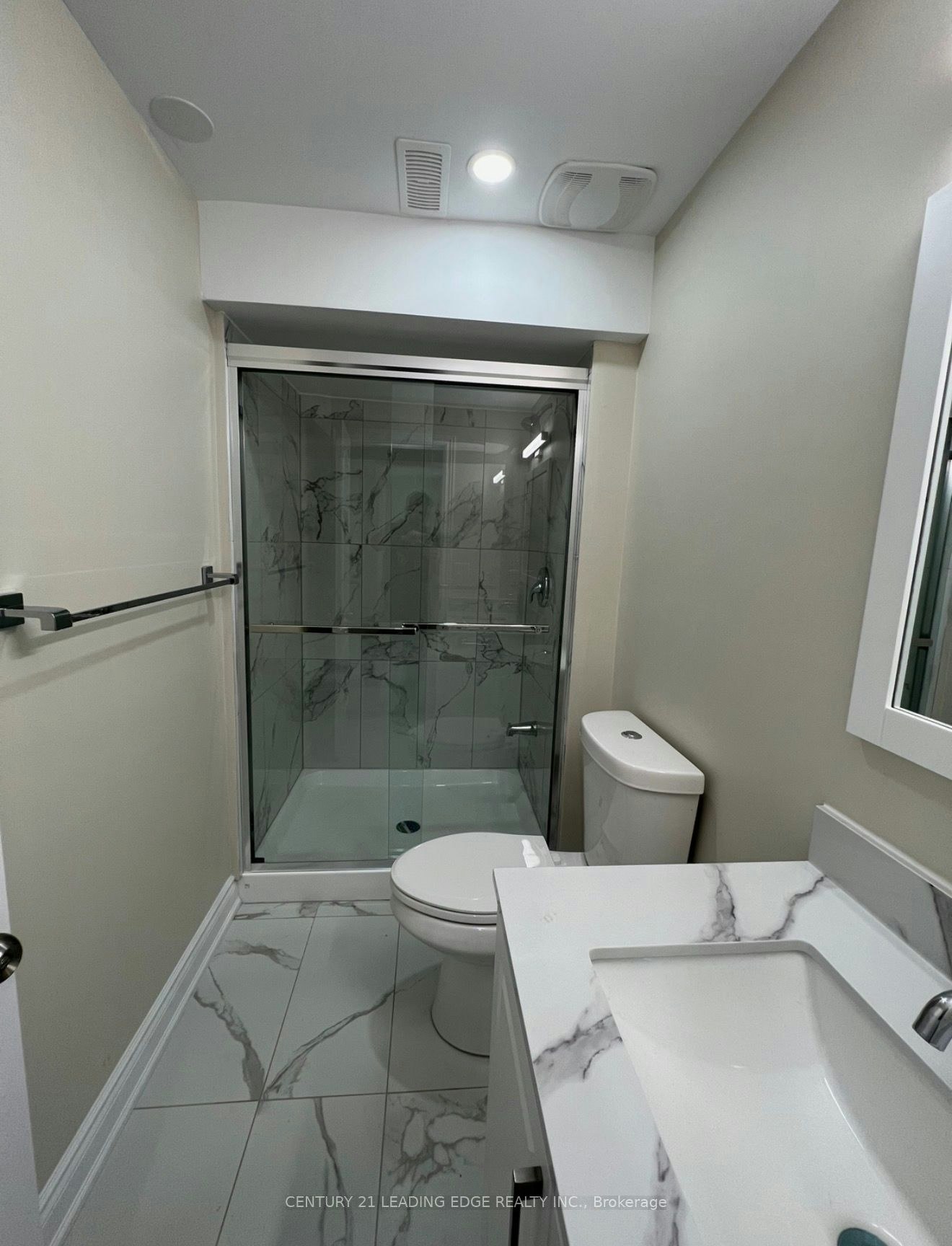 Basement-5699 Margarita Crescent, Mississauga, ON, L5M 6Y7 - 2