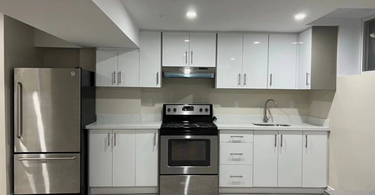 Basement-5699 Margarita Crescent, Mississauga, ON, L5M 6Y7 - 3