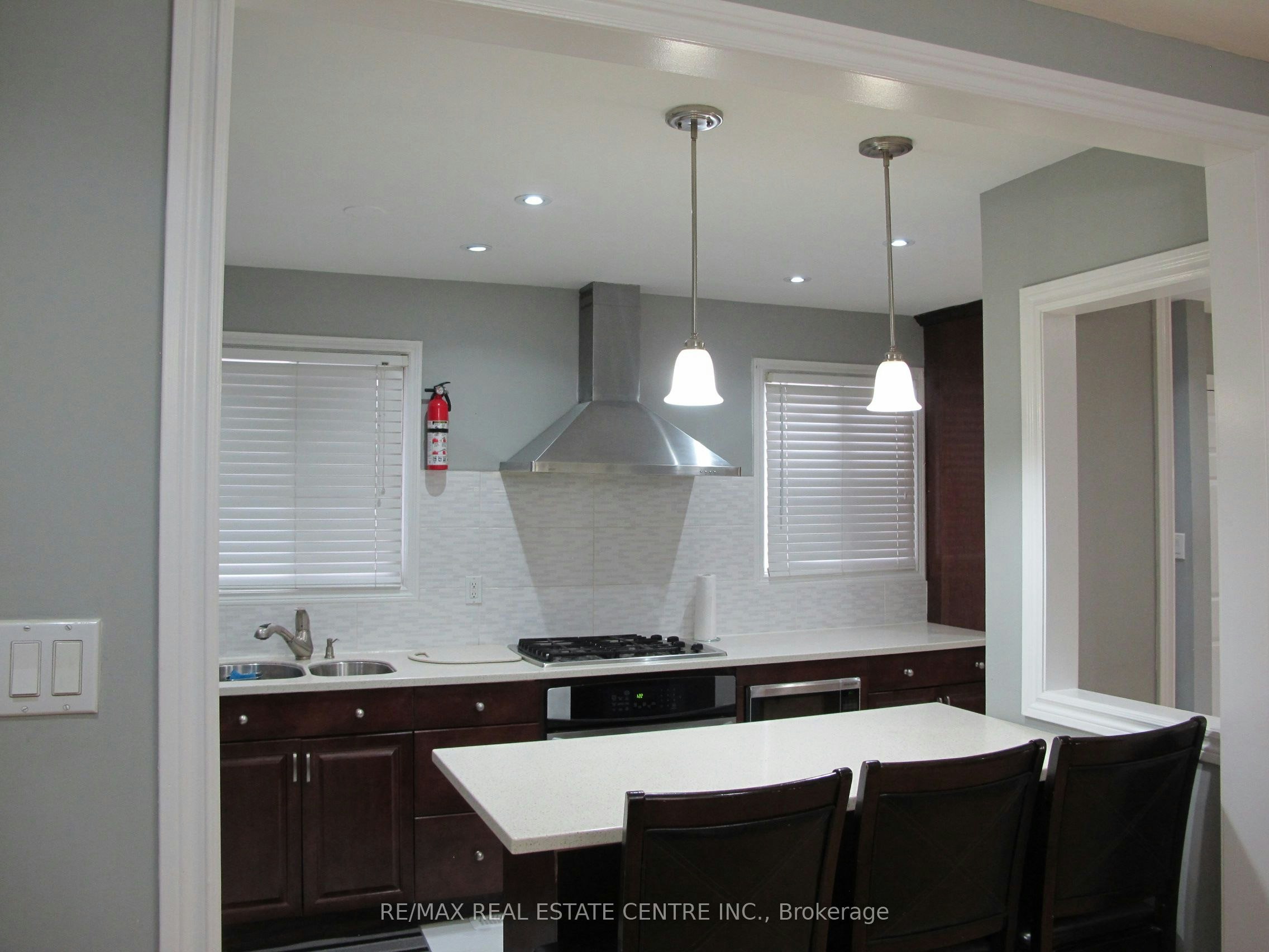 4695 Empire(upper Floor) Crescent, Mississauga, ON, L5R 1M5 - 6