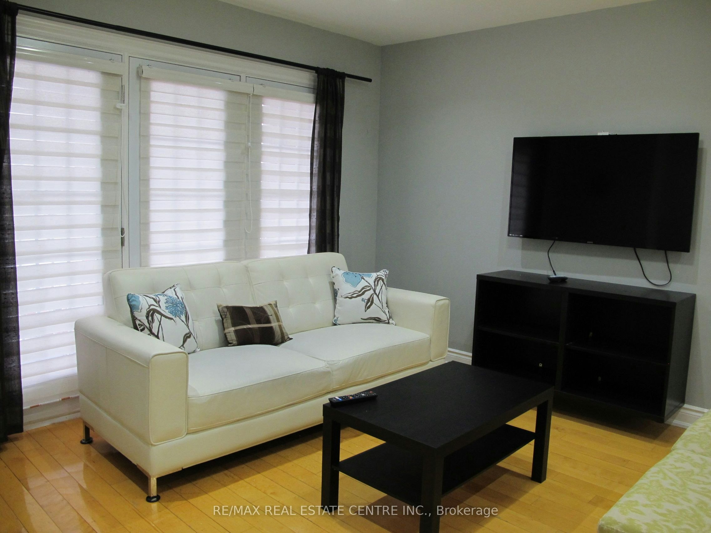4695 Empire(upper Floor) Crescent, Mississauga, ON, L5R 1M5 - 17