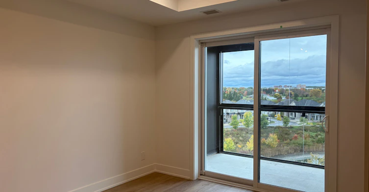 607-3008 William Cutmore Boulevard, Oakville, ON, L6H 8A4 - 3