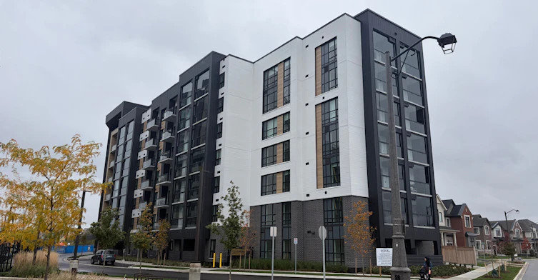 607-3008 William Cutmore Boulevard, Oakville, ON, L6H 8A4