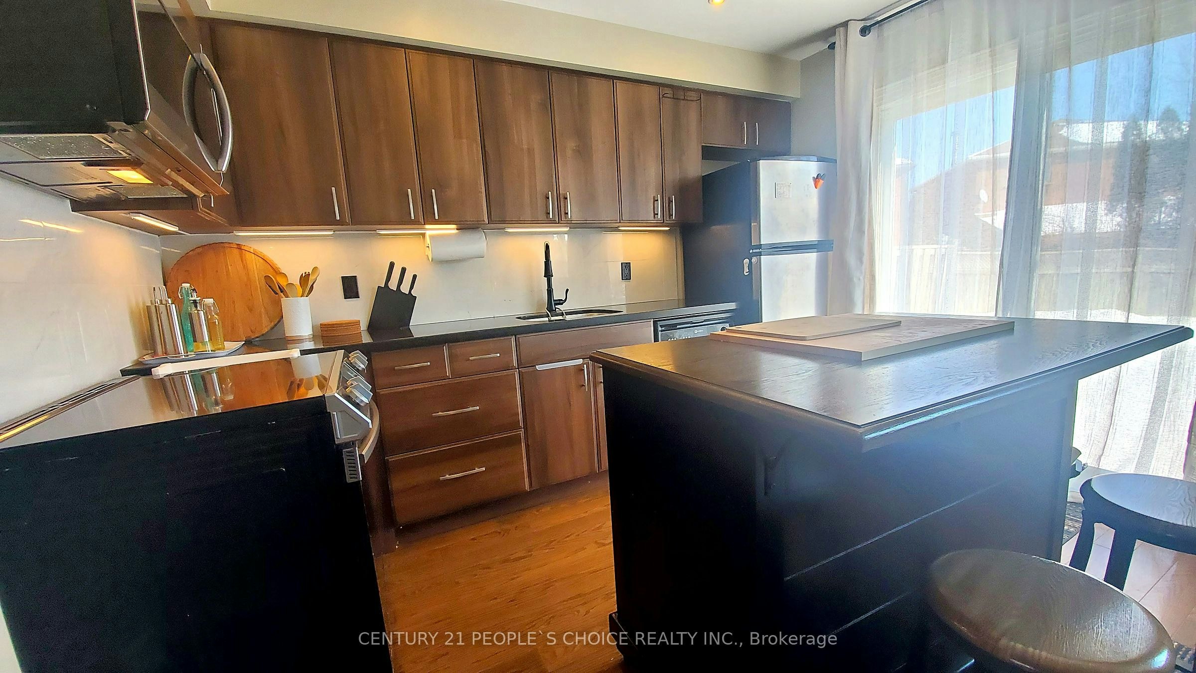 3309 Bobwhite Mews, Mississauga, ON, L5N 6E9 - 5