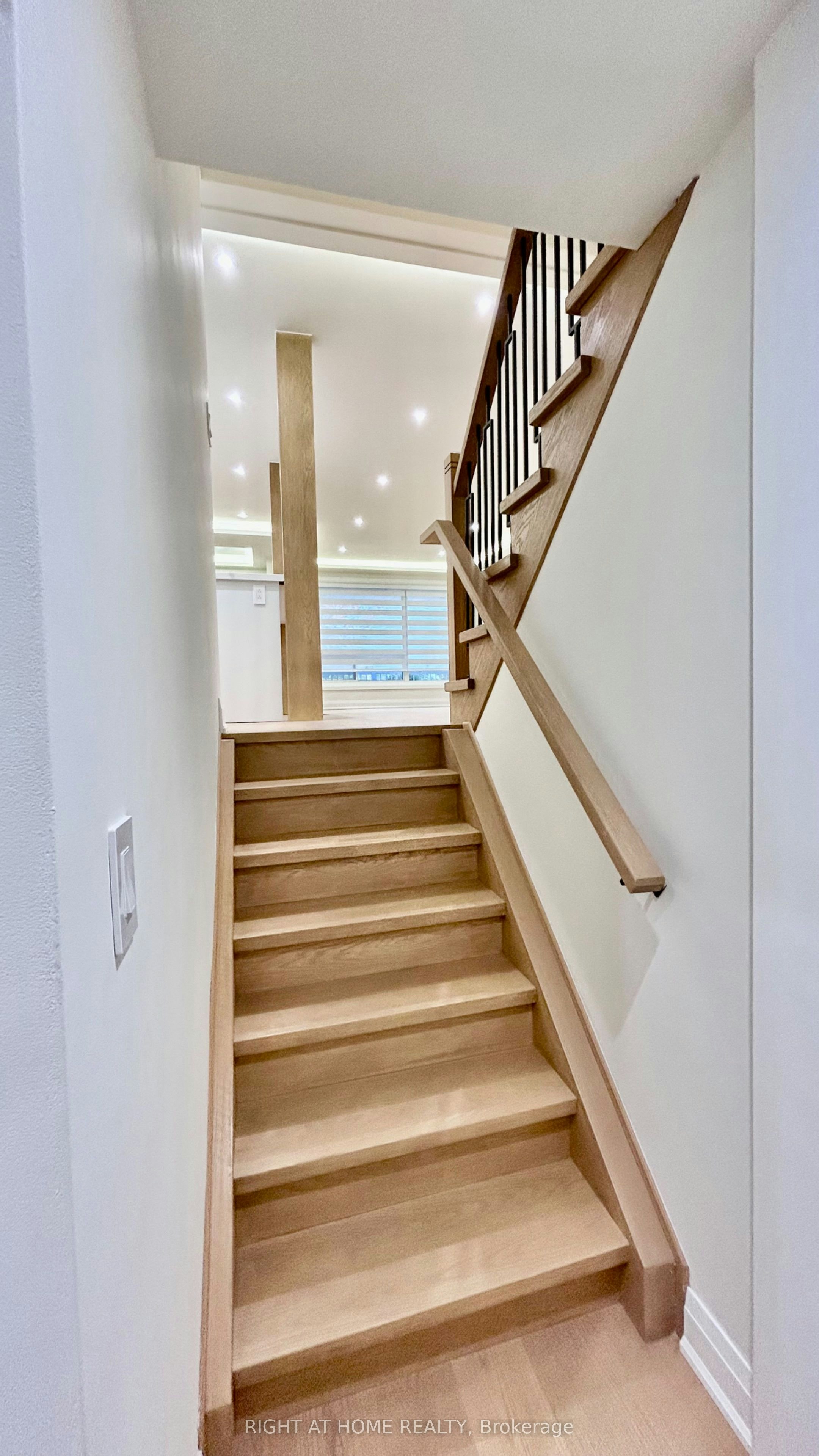 575 Eversley Drive, Mississauga, ON, L5A 2E1 - 23