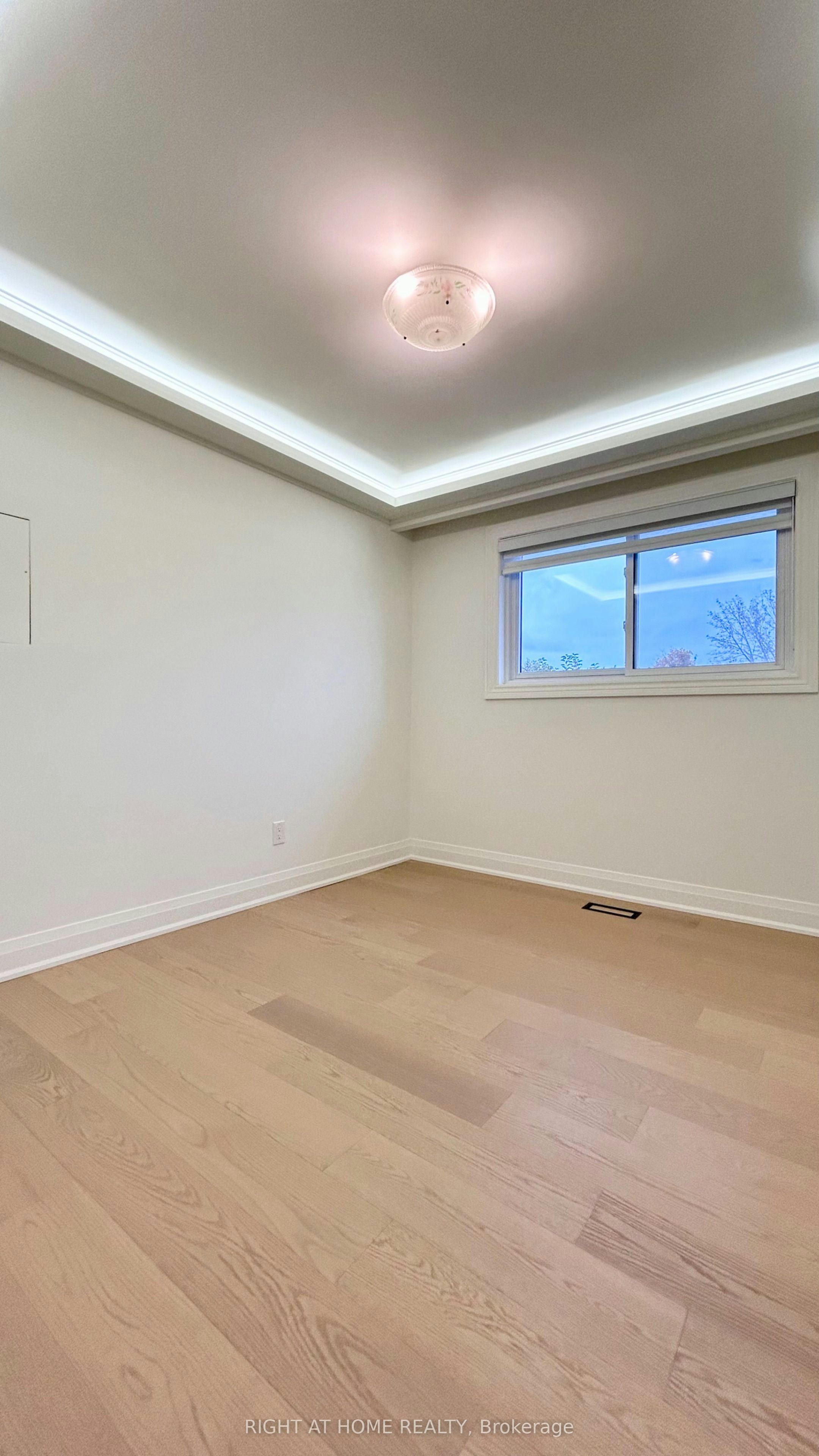 575 Eversley Drive, Mississauga, ON, L5A 2E1 - 20