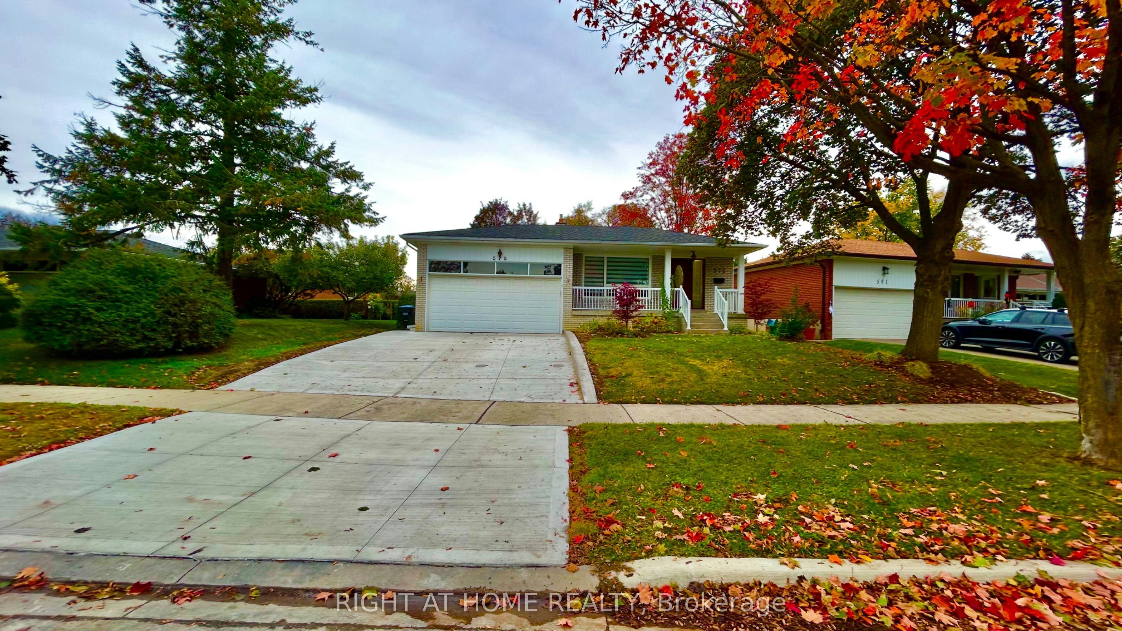 575 Eversley Drive, Mississauga, ON, L5A 2E1