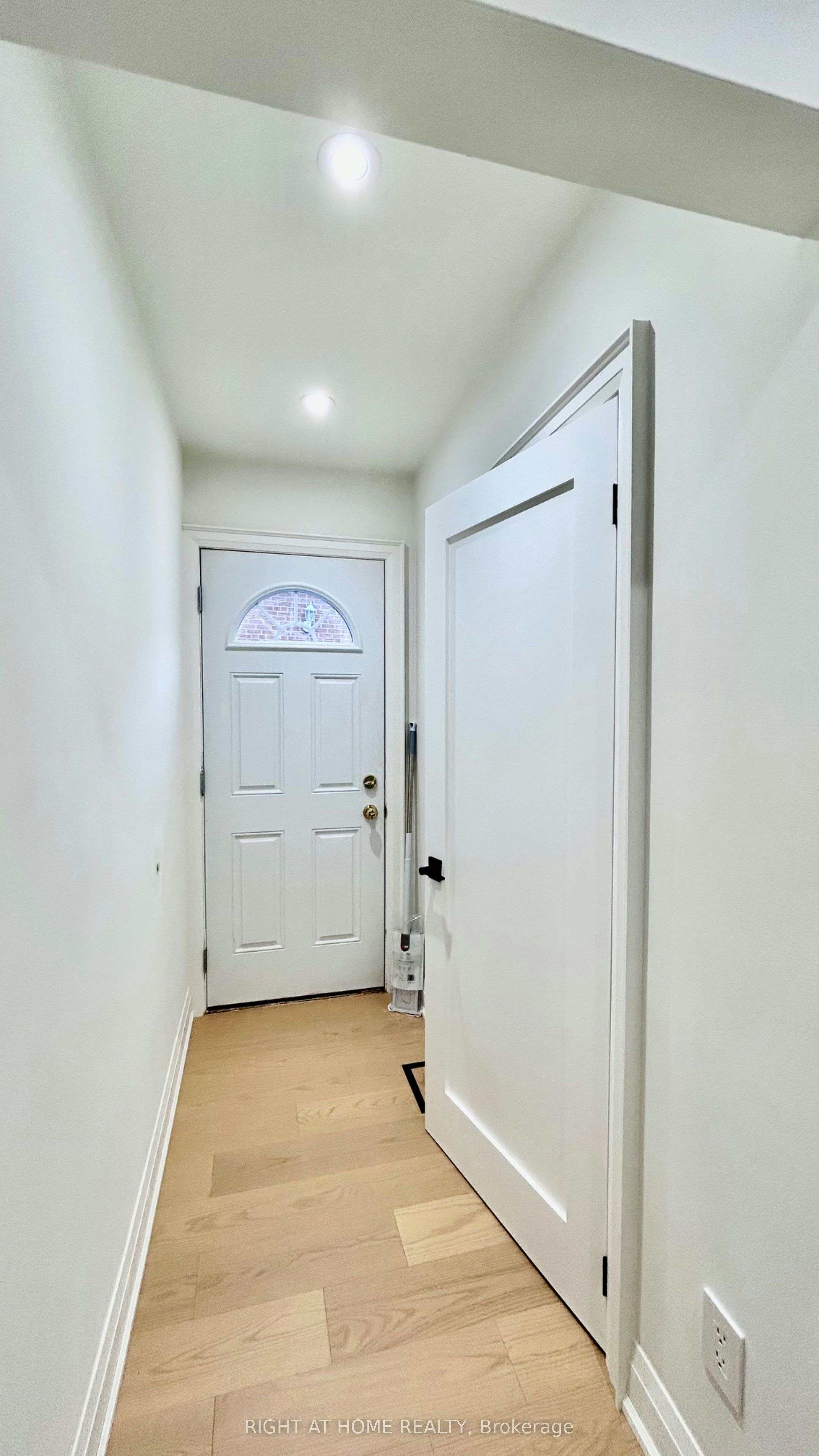 575 Eversley Drive, Mississauga, ON, L5A 2E1 - 24
