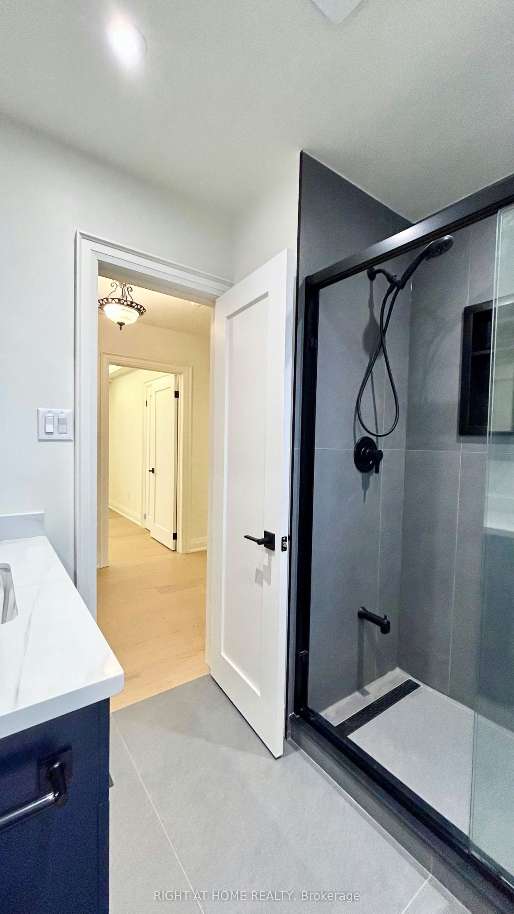 575 Eversley Drive, Mississauga, ON, L5A 2E1 - 15