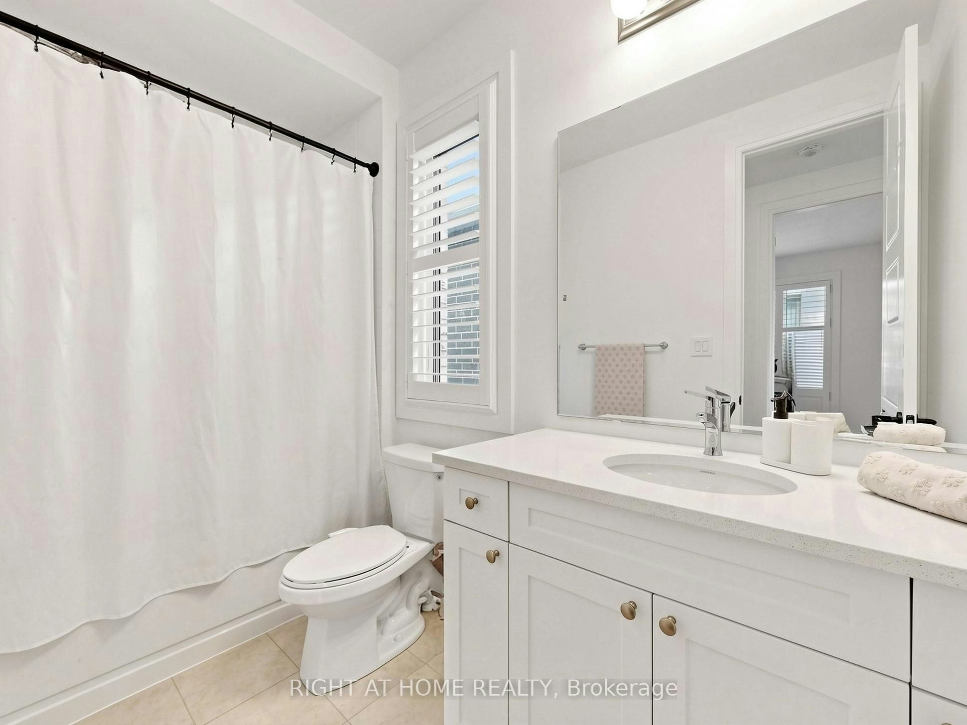 1265 Manitou Way, Milton, ON, L9E 2A7 - 32