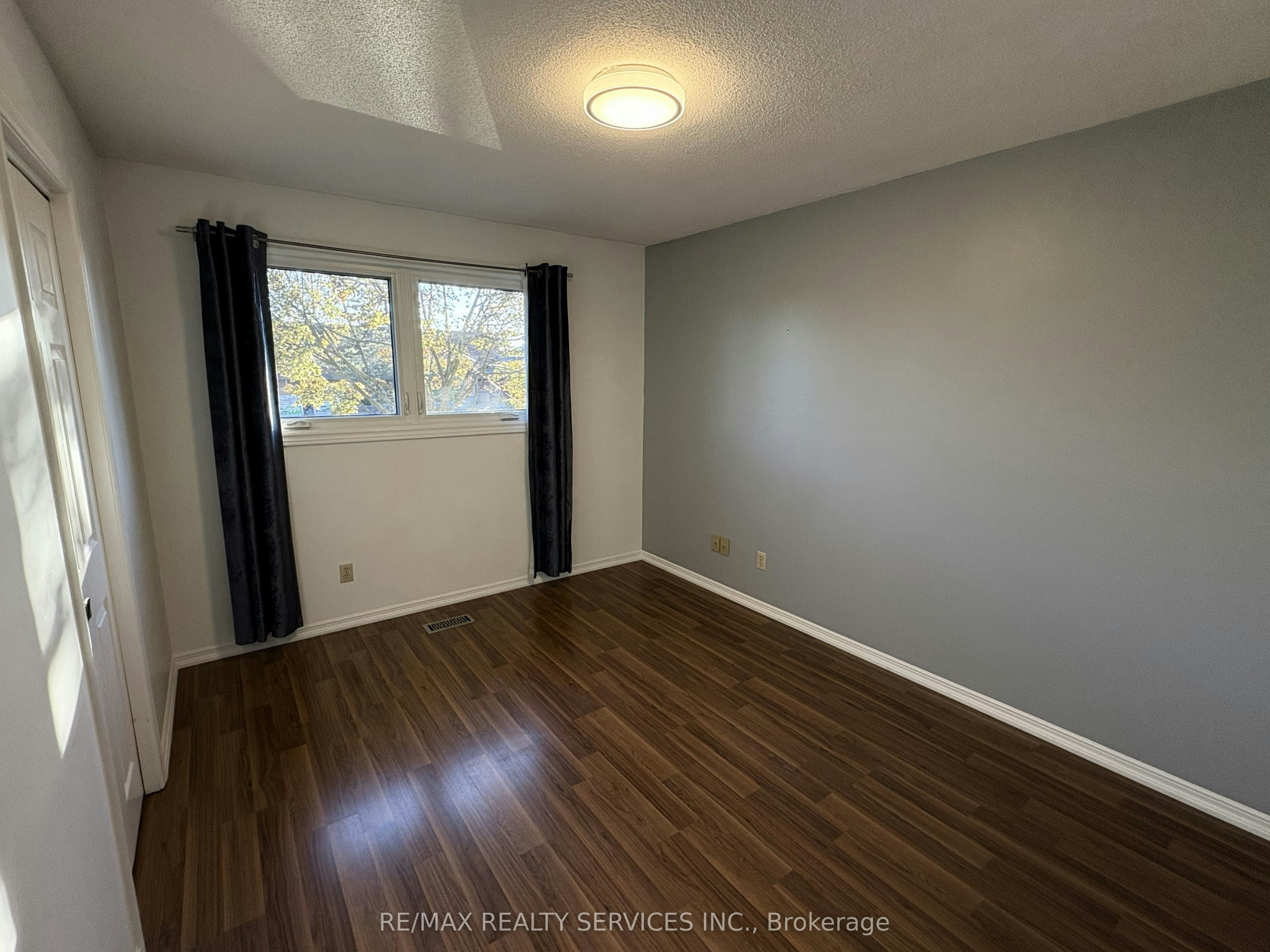 4171 Sawmill Valley Drive, Mississauga, ON, L5L 3H1 - 30