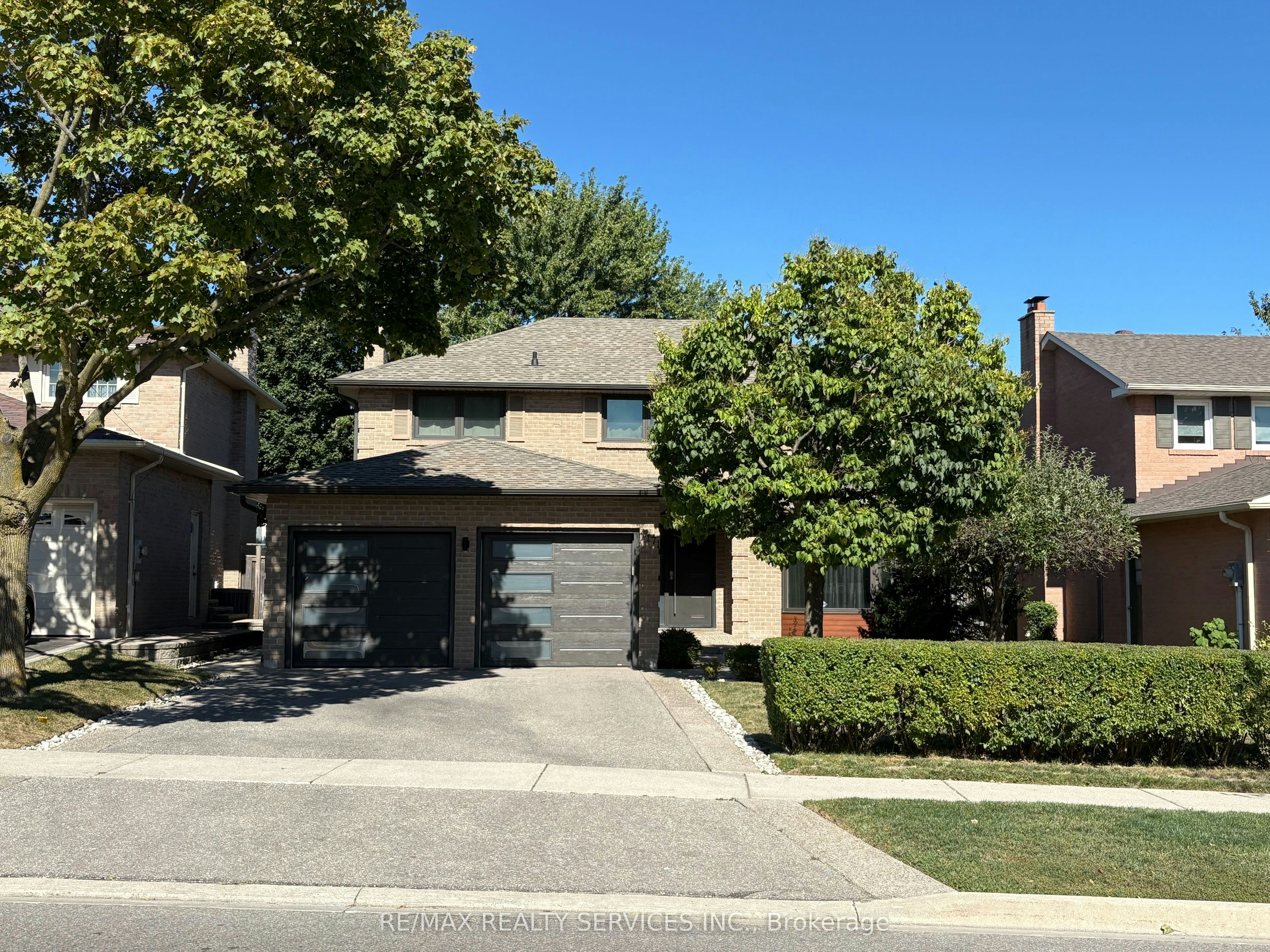 4171 Sawmill Valley Drive, Mississauga, ON, L5L 3H1
